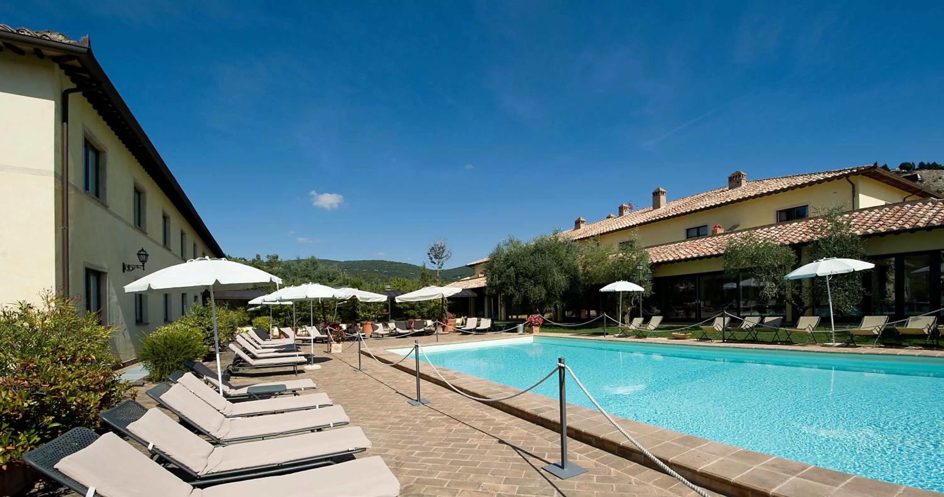 Swimming pool in Relais dell'Olmo