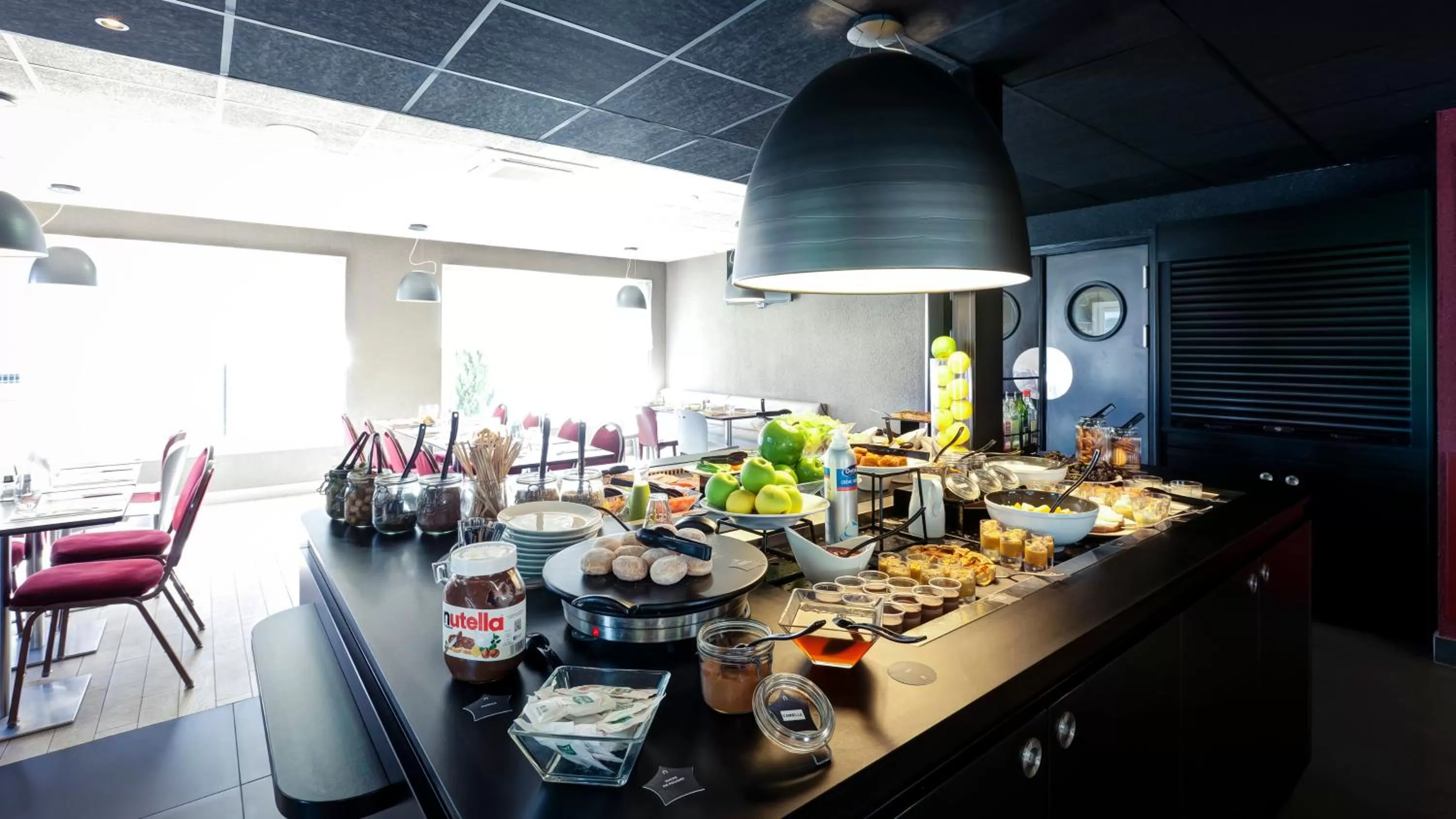 Restaurant/places to eat in Campanile Genève - Ferney-Voltaire