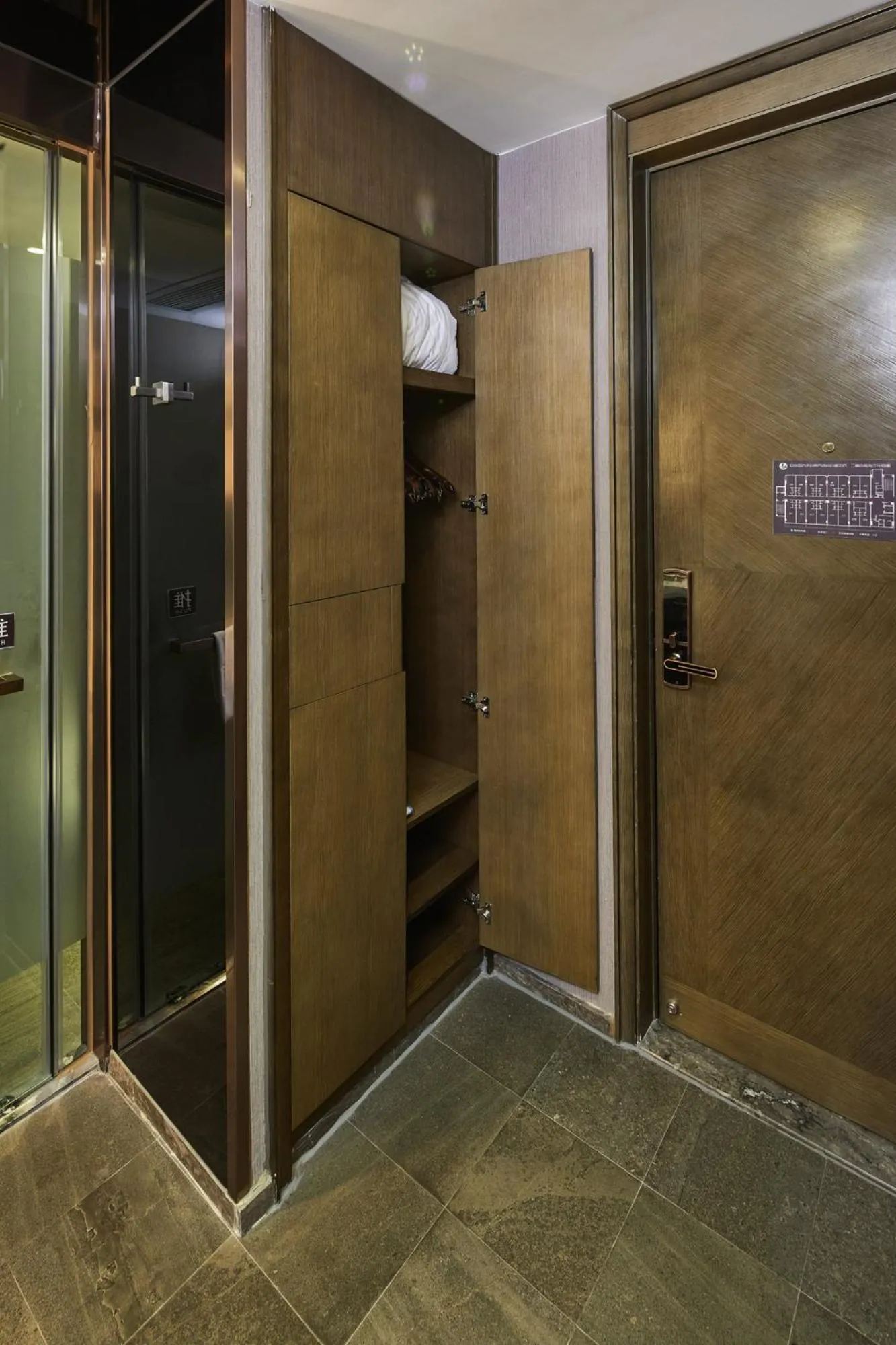 Area and facilities in INSAIL Hotel (Shenzhen Dongmen Branch)