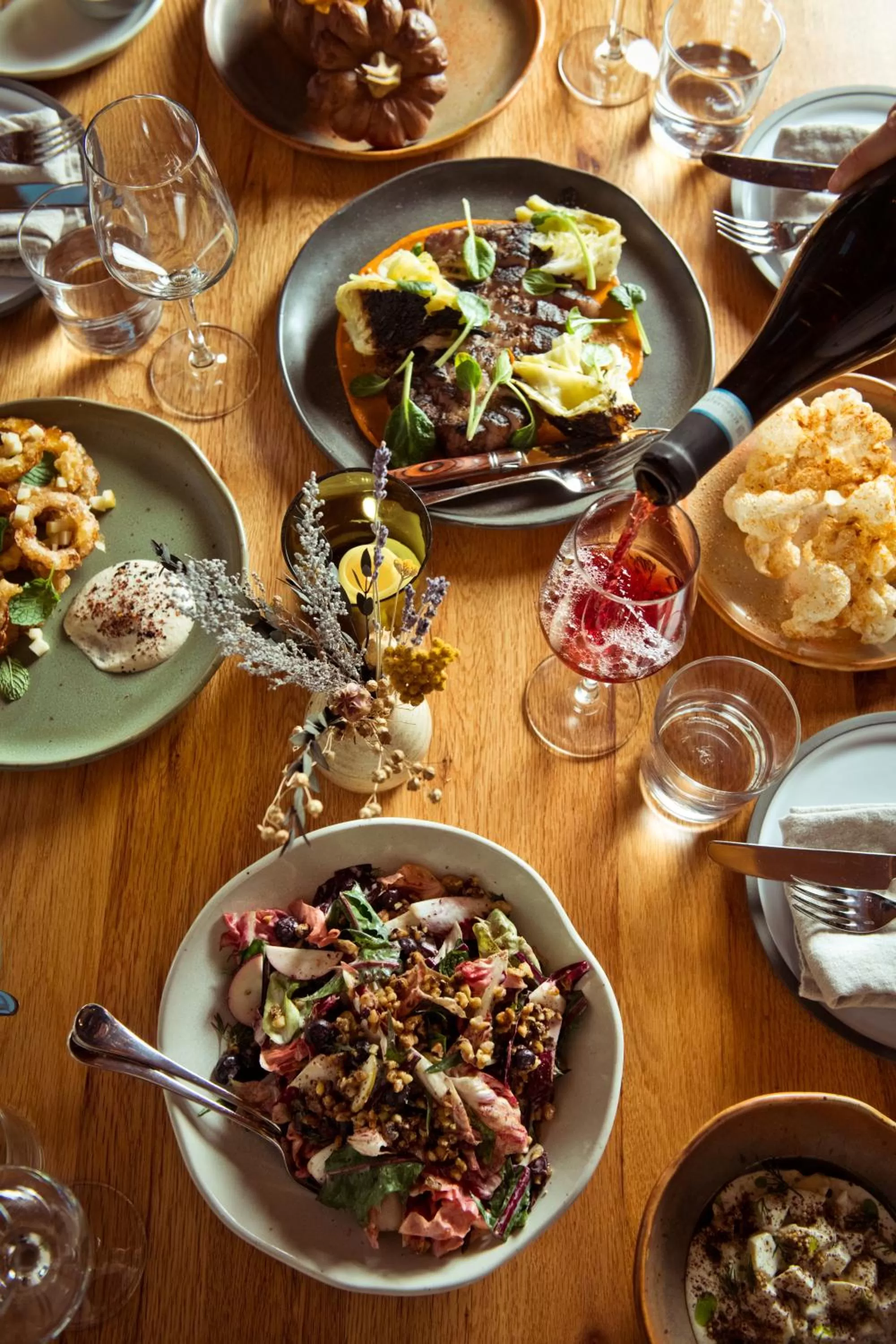 Restaurant/places to eat in Hill Farm Inn - Manchester