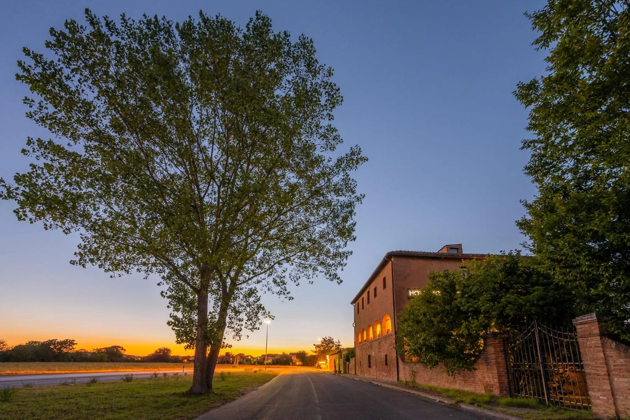 Property building in Hotel More di Cuna