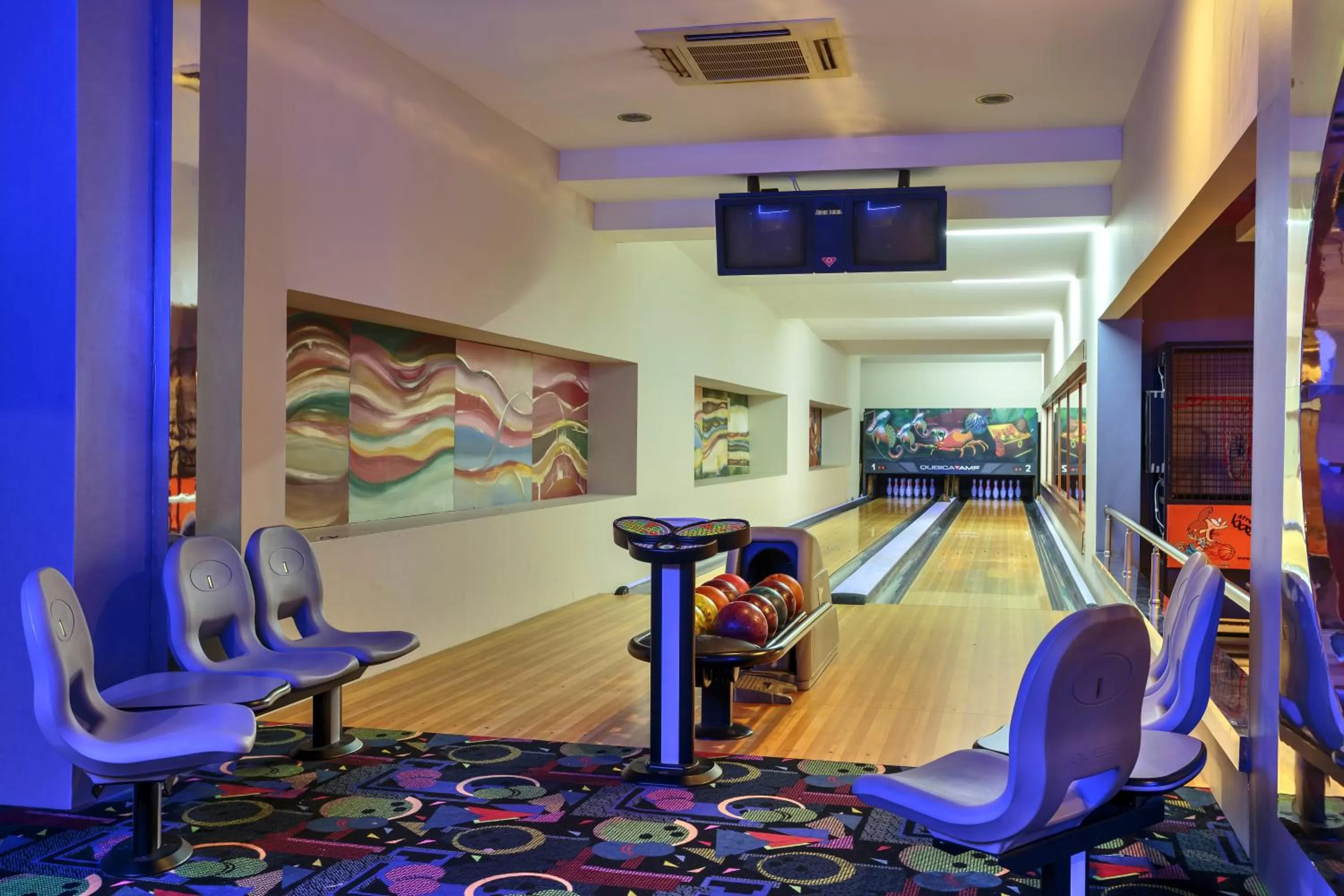 Bowling in Sunis Kumköy Beach Resort Hotel & Spa