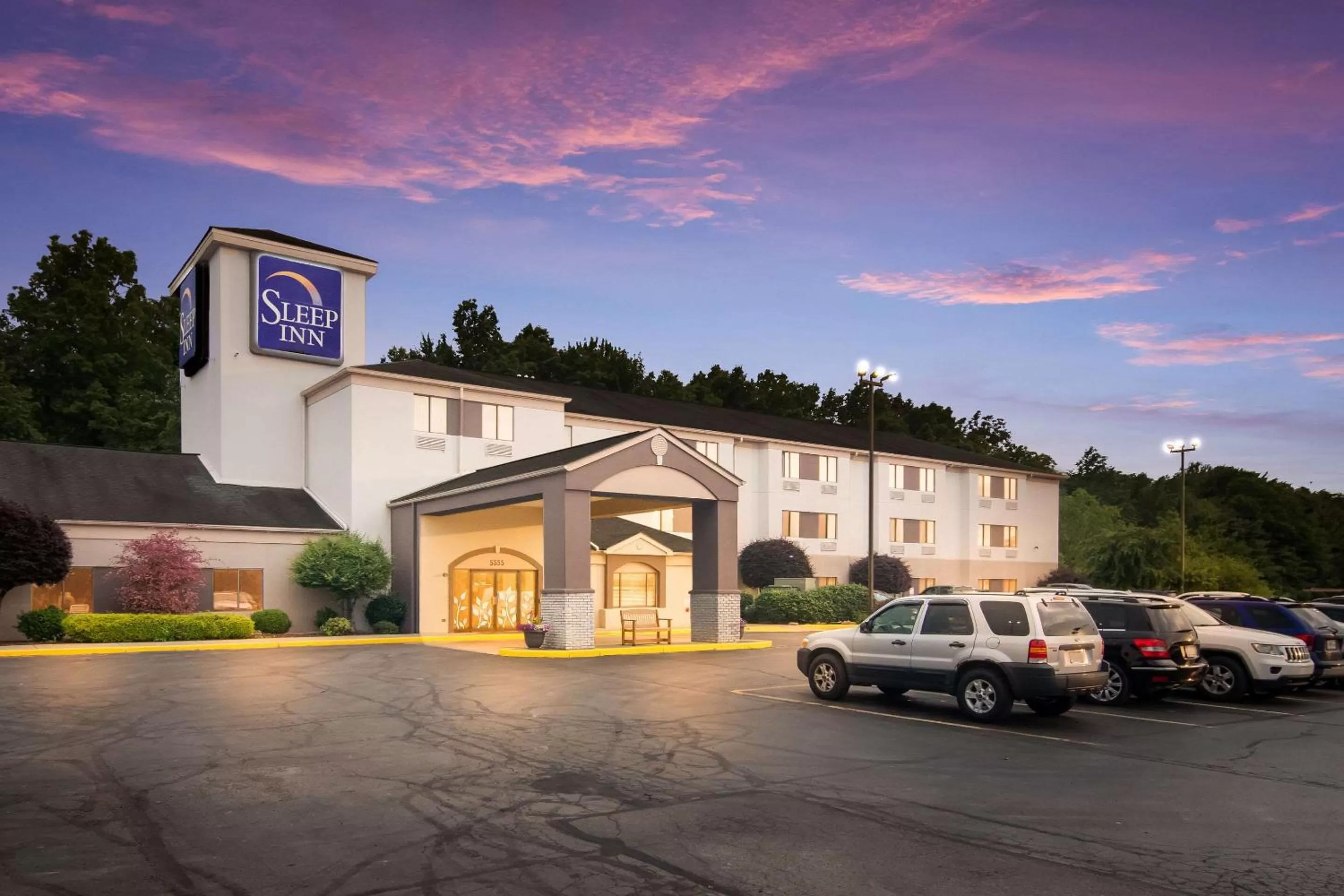 Property building in Sleep Inn Austintown - Youngstown, West