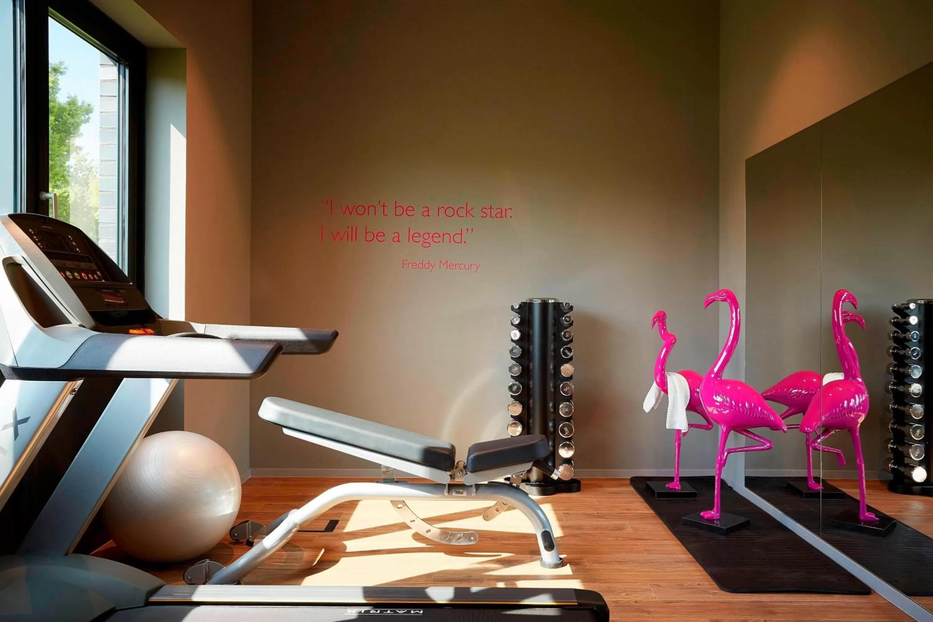 Fitness centre/facilities in Moxy Munich Airport