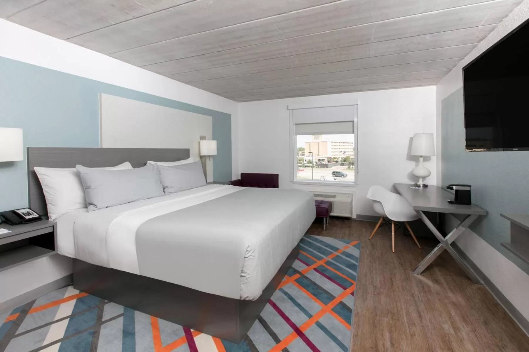 Bed in voco College Station Aggieland by IHG