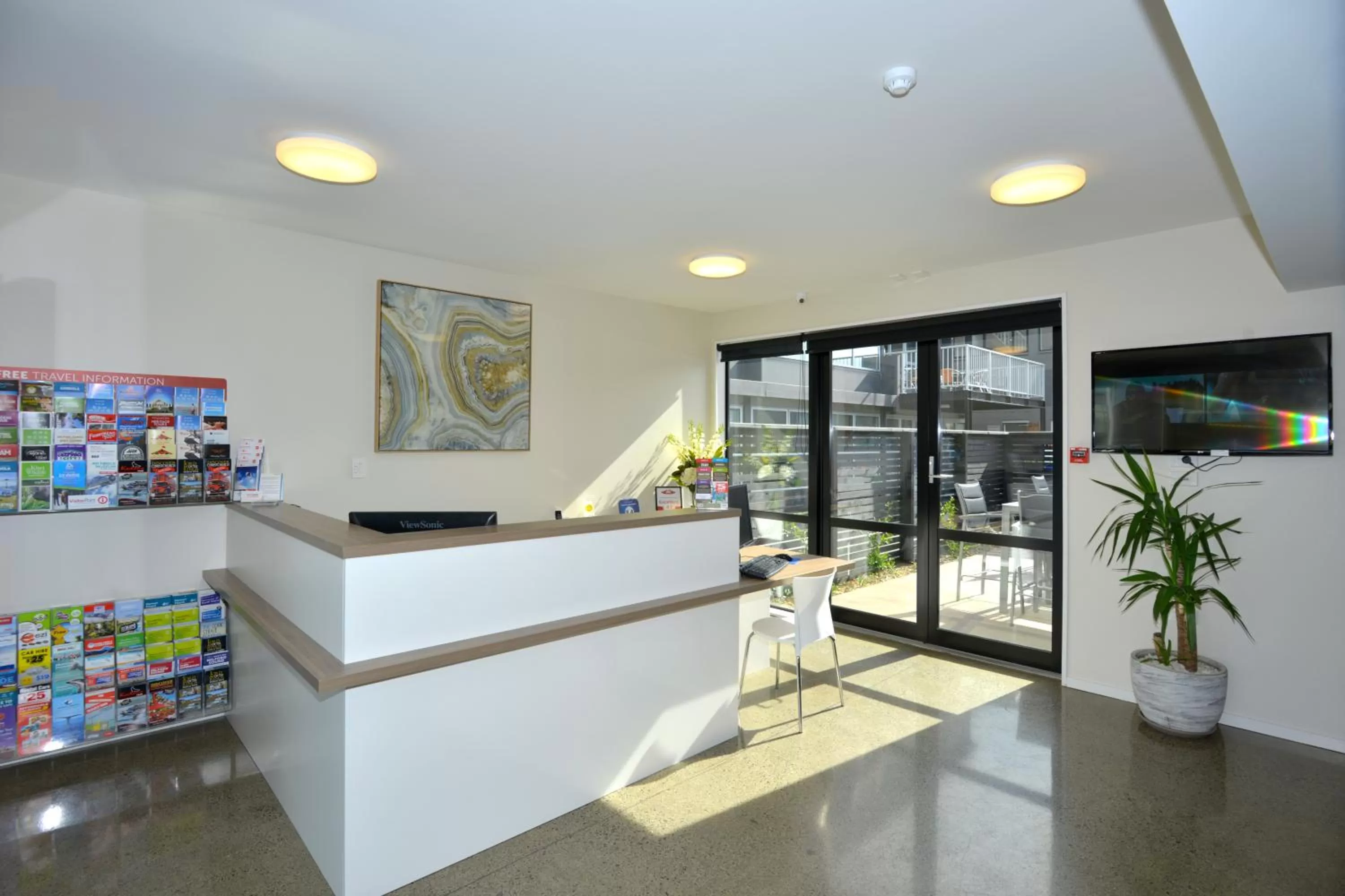 Facade/entrance in Southwark Hotel & Apartments