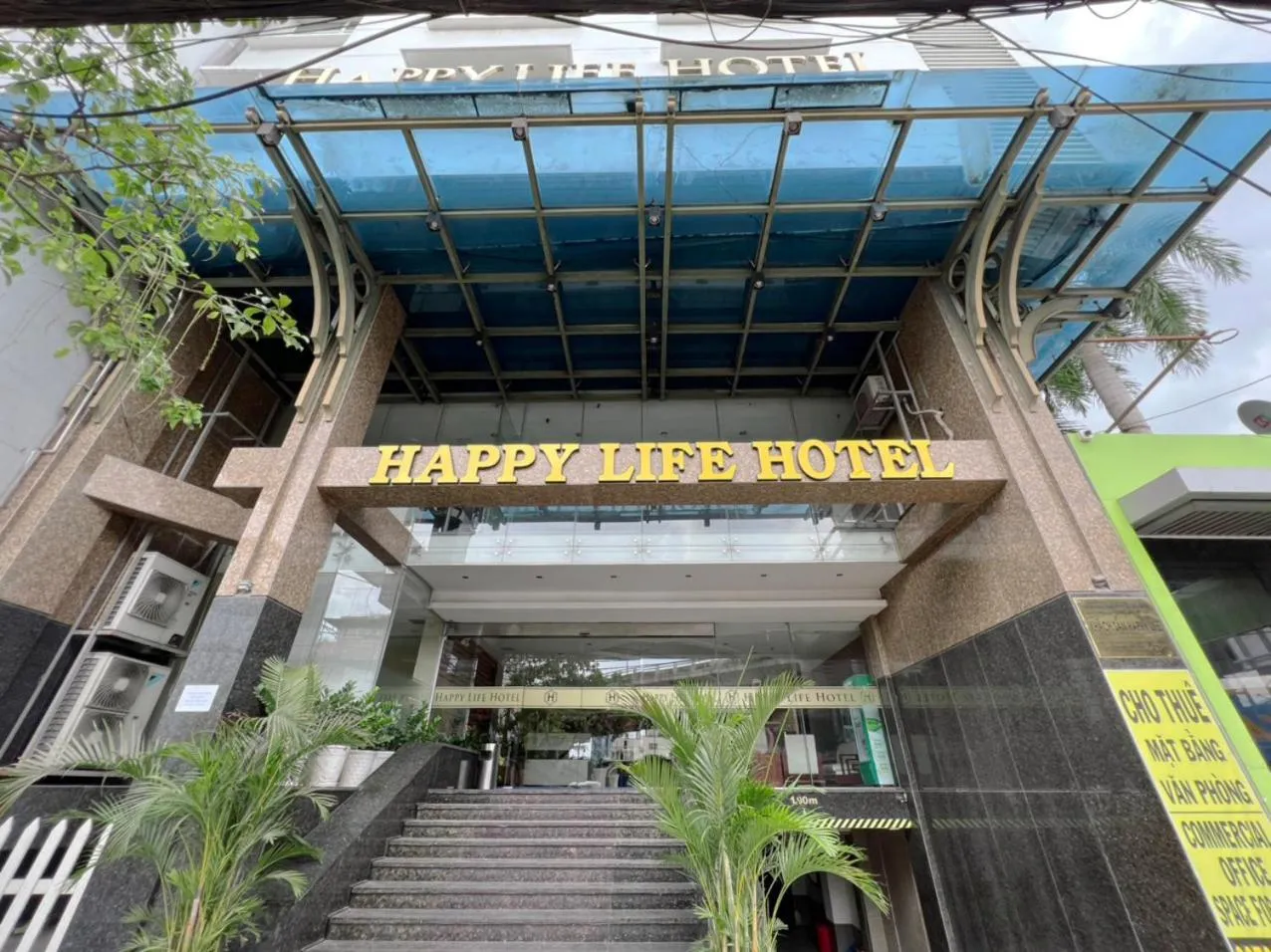 Property logo or sign in Happy Life Hotel District 7 Gần SECC