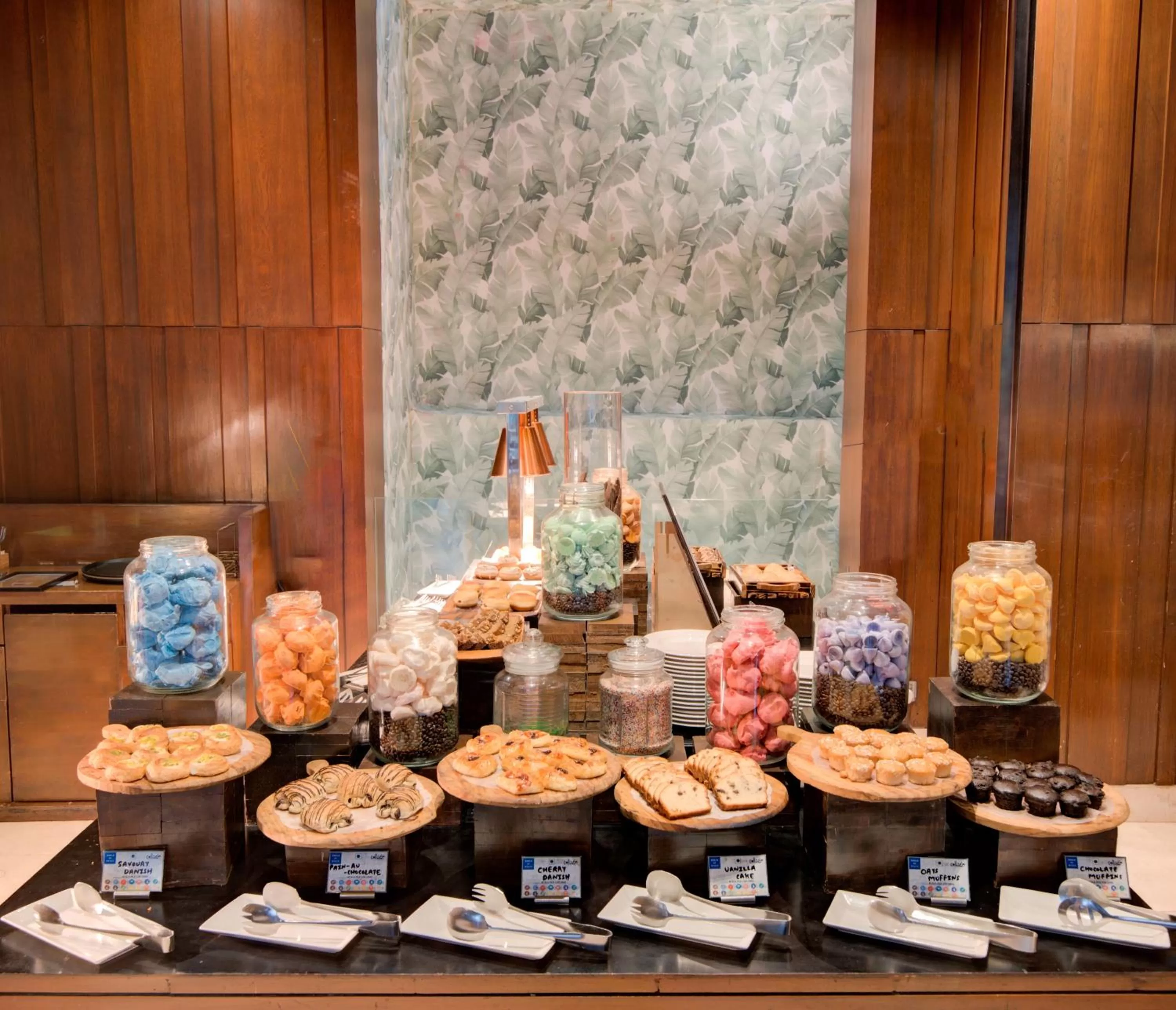 Restaurant/places to eat in Hyatt Ahmedabad