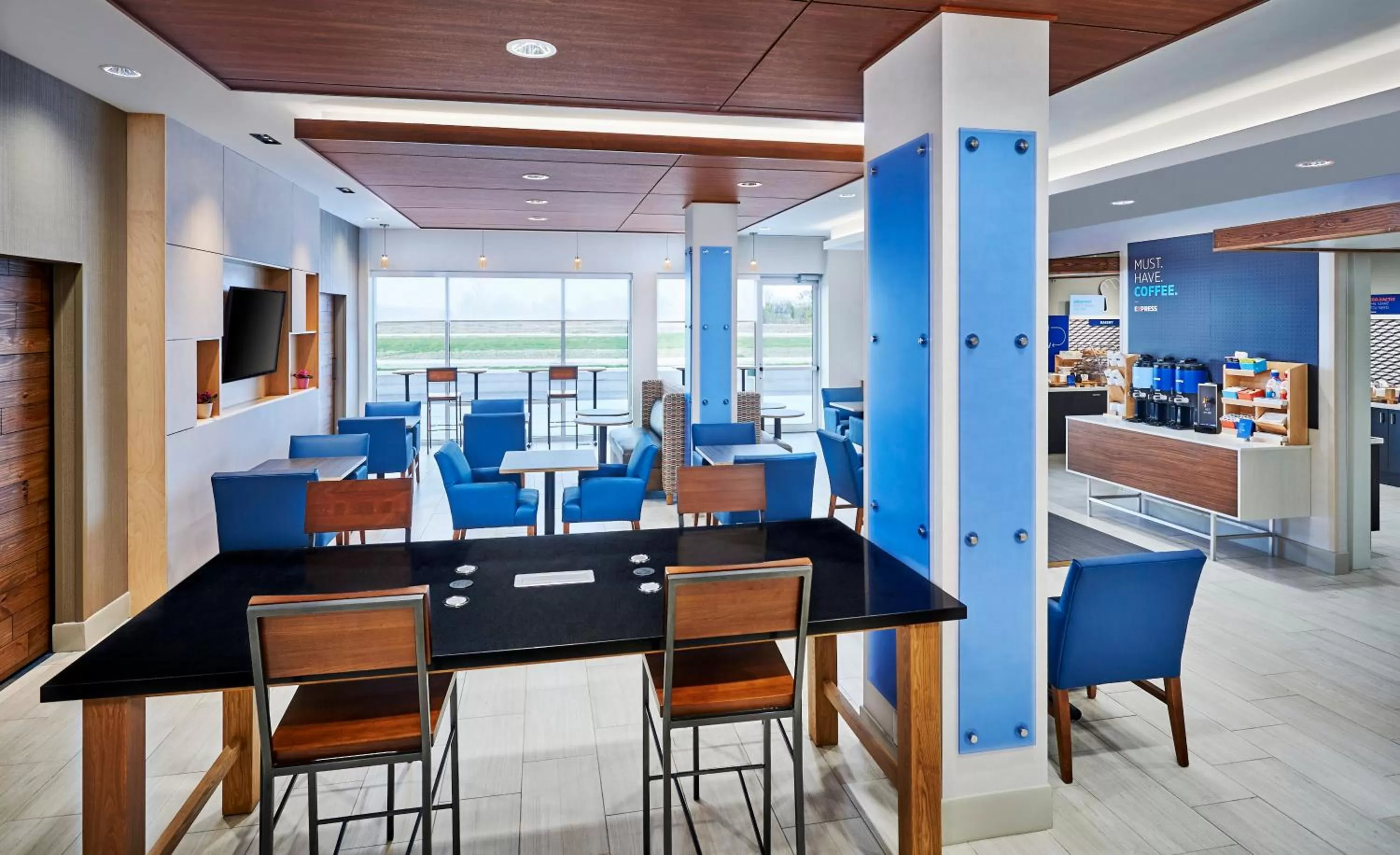 Restaurant/places to eat in Holiday Inn Express & Suites Windsor East - Lakeshore by IHG