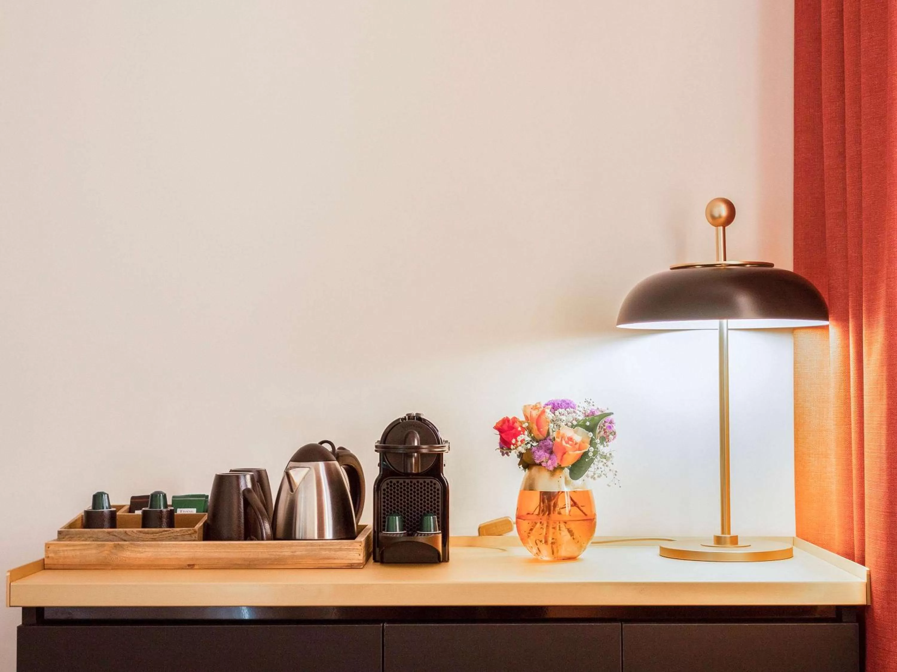 Photo of the whole room in Hotel Mercure Roma Corso Trieste