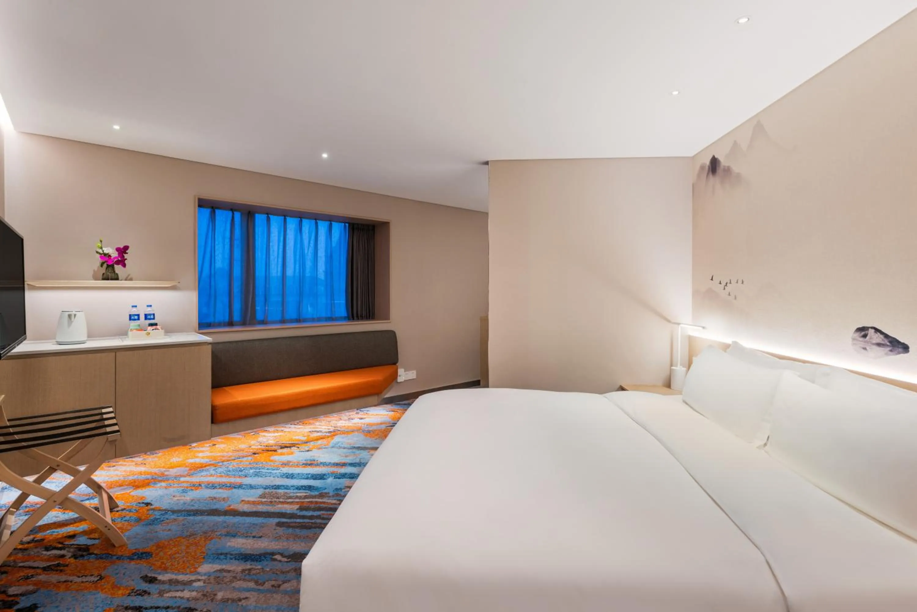 Photo of the whole room, Bed in Sunworld Hotel Wangfujing