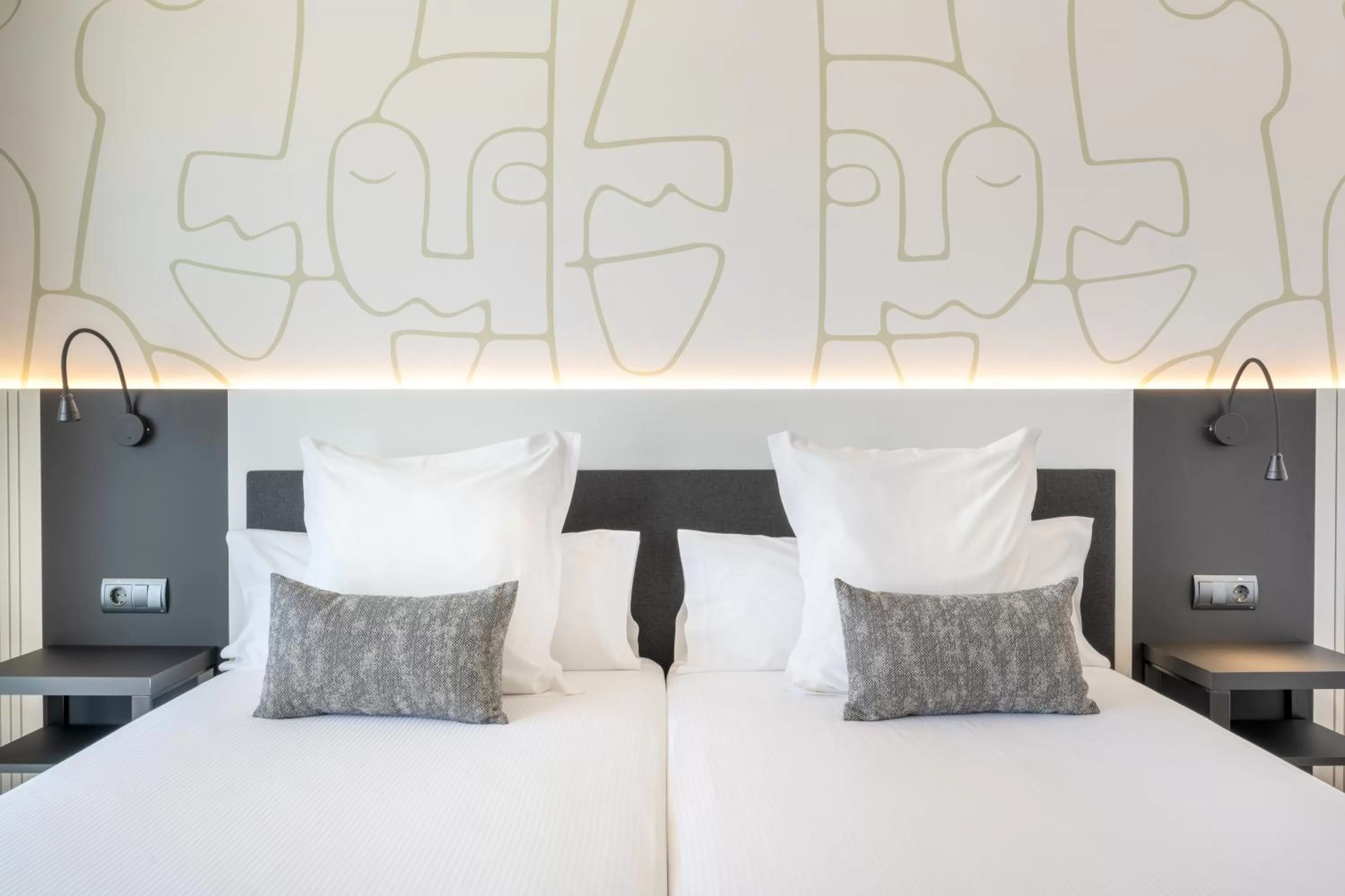 Bed in Climia Benidorm Plaza