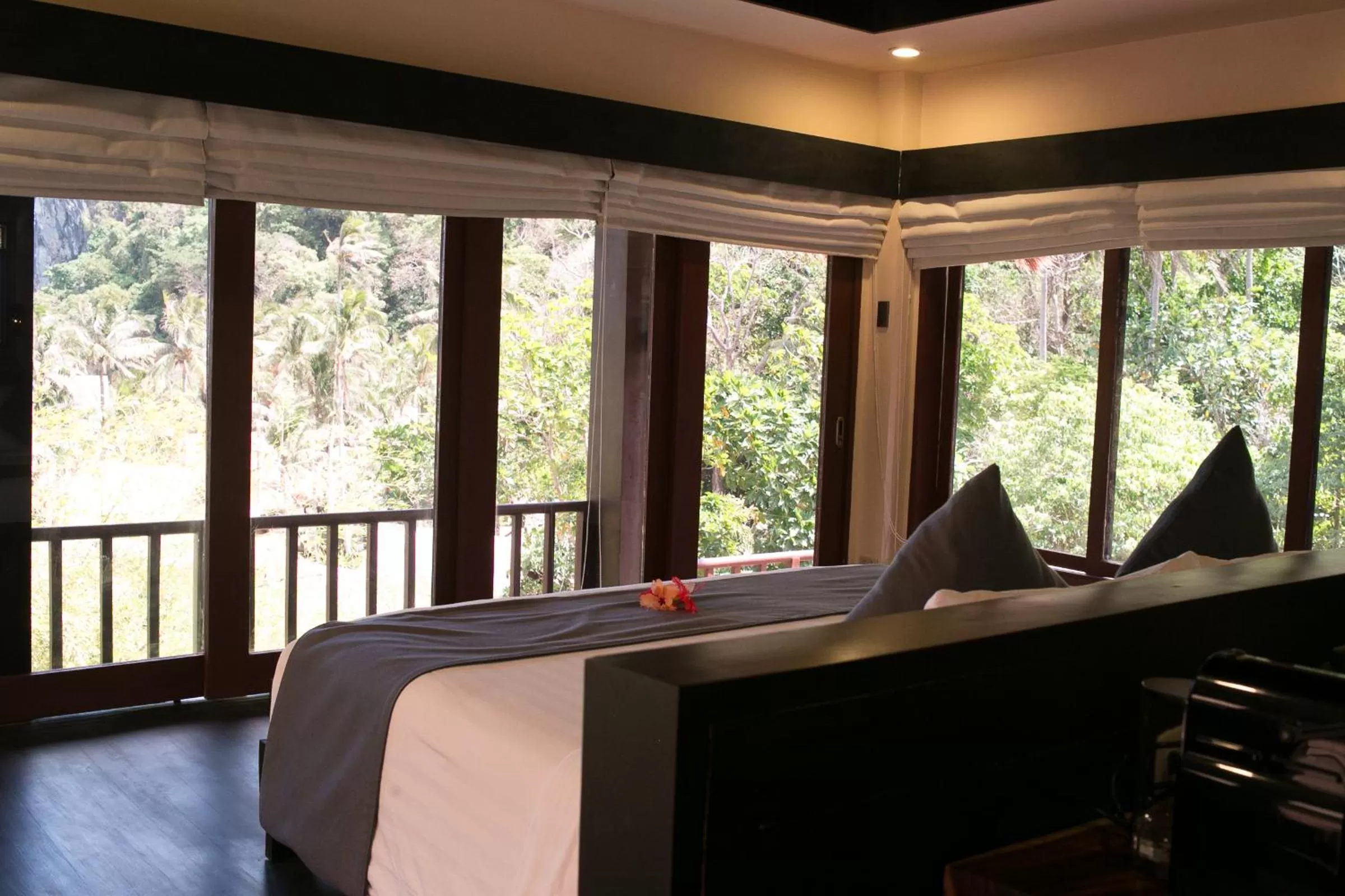 Bed in Cauayan Island Resort and Spa