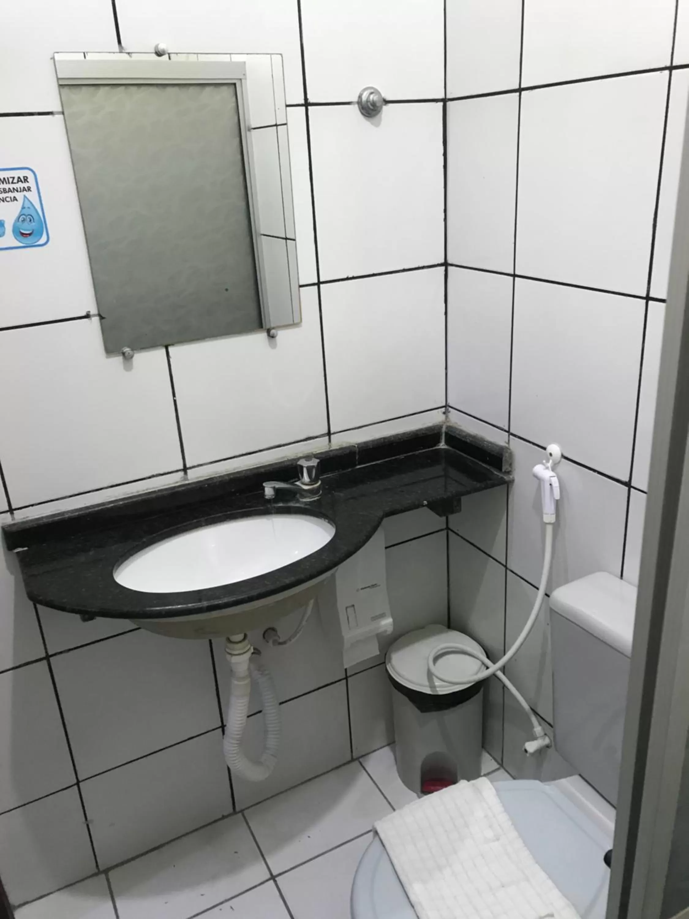 Bathroom in Hotel Monólitos