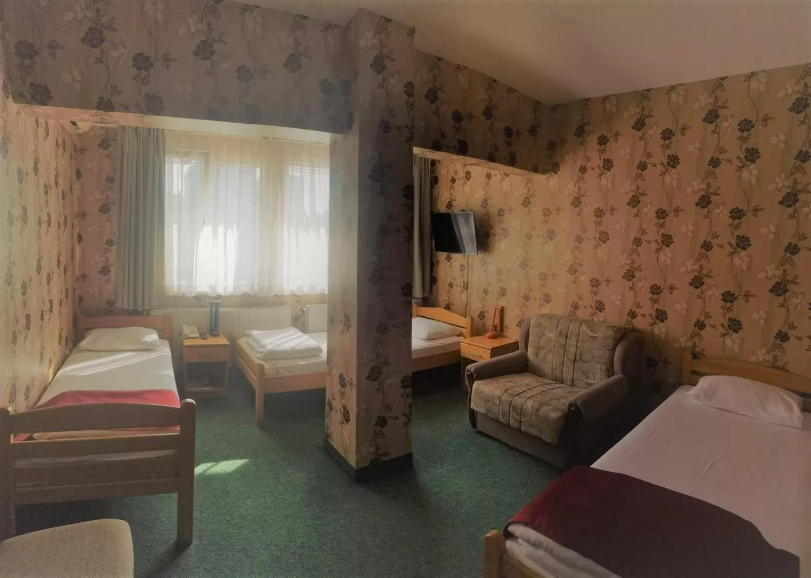 TV and multimedia, Bed in Hotel Slodes