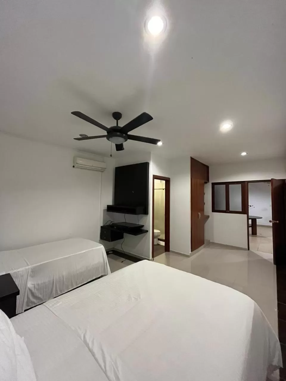 Bedroom, Bed in Serenity Suites Casa Boutique