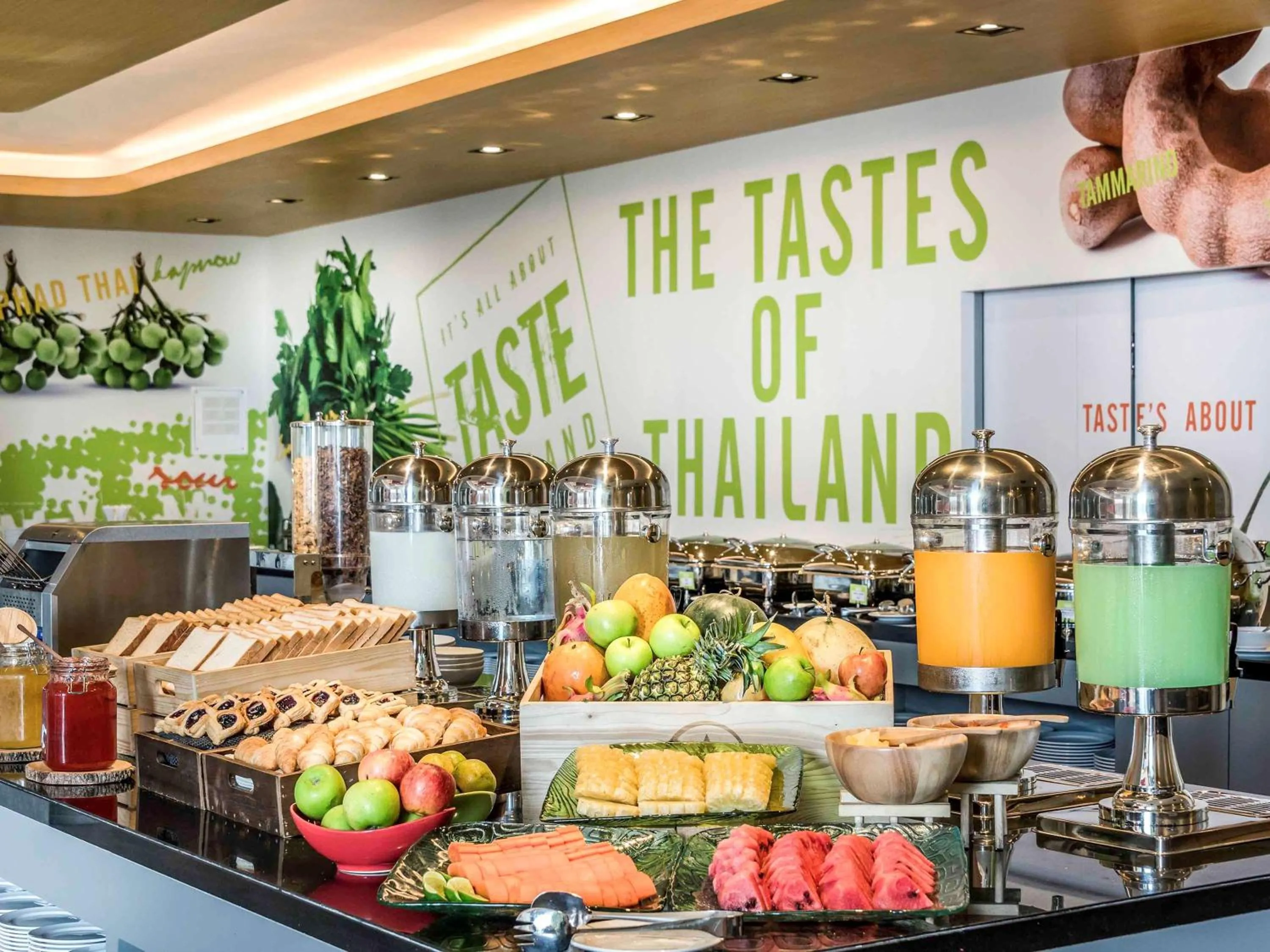 Restaurant/places to eat in ibis Bangkok IMPACT