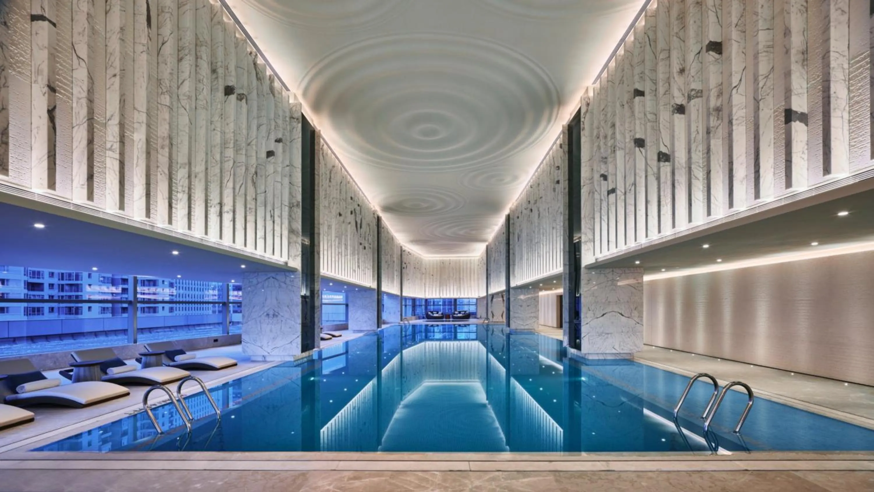 Swimming pool in InterContinental Xi'an North by IHG