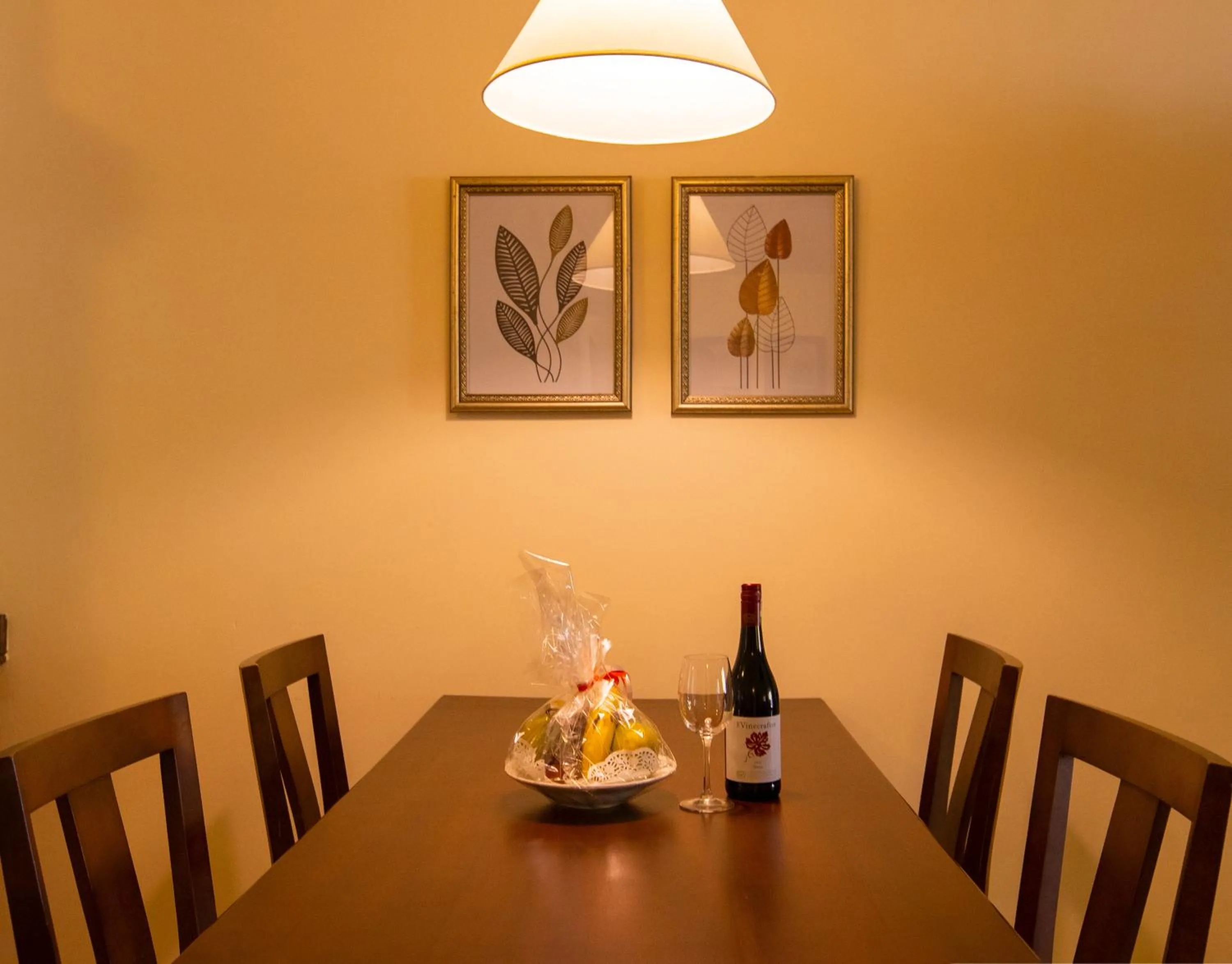 Dining area in White Sands Hotel