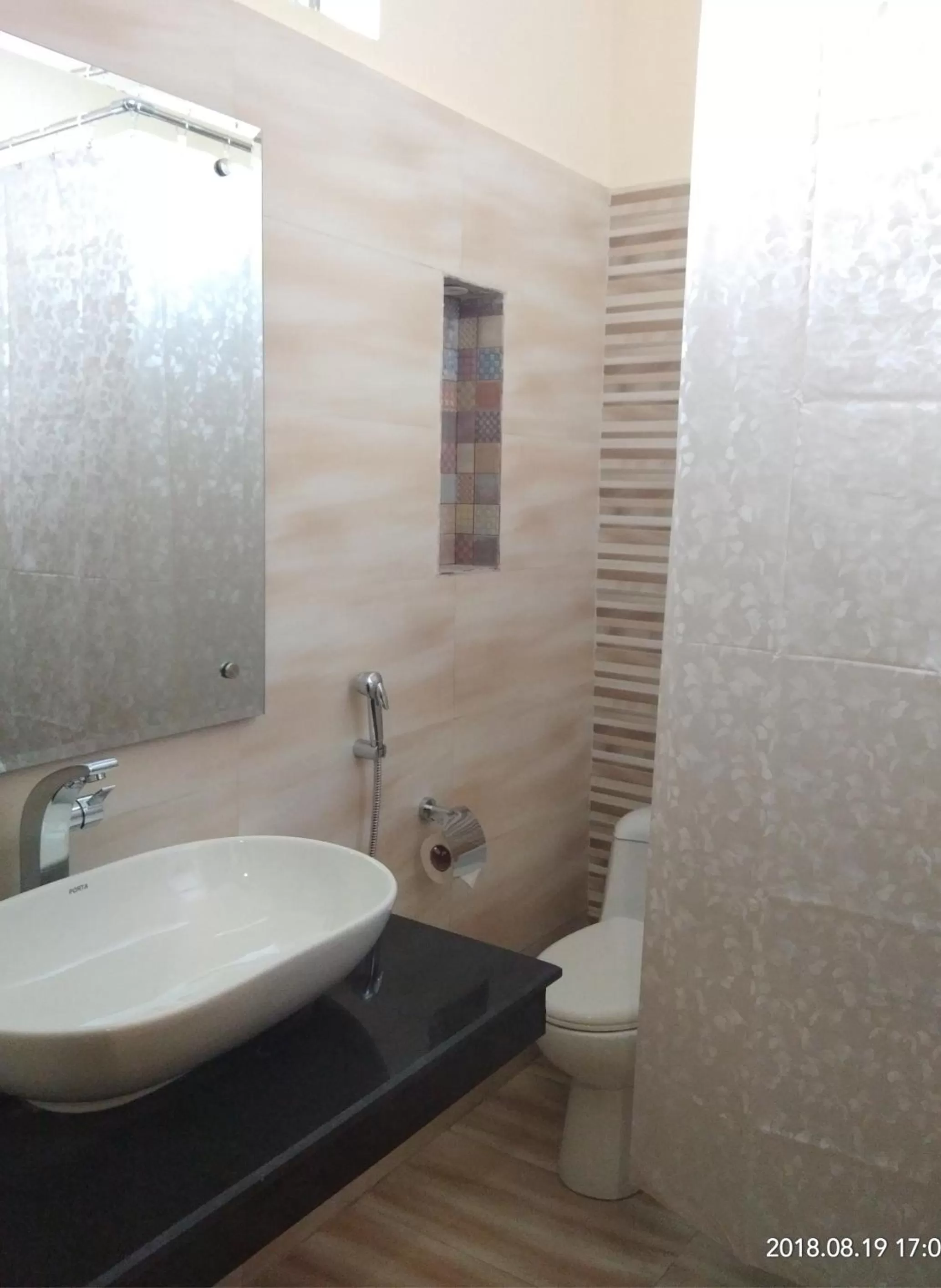 Shower in S Chalet Multan