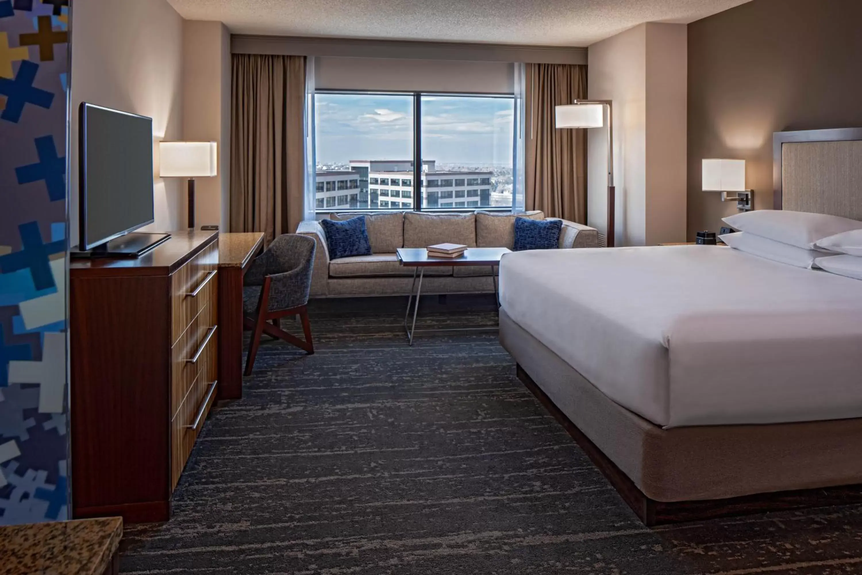 King Room in Hyatt Regency Denver Tech Center King Room in Hyatt Regency Denver Tech Center