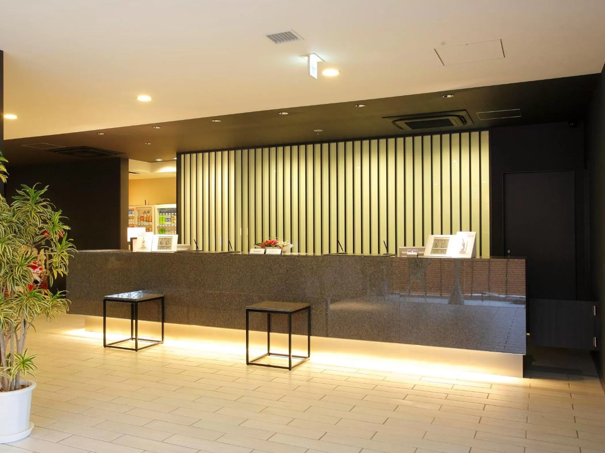 Lobby or reception in Meitetsu Inn Chita Handa Ekimae