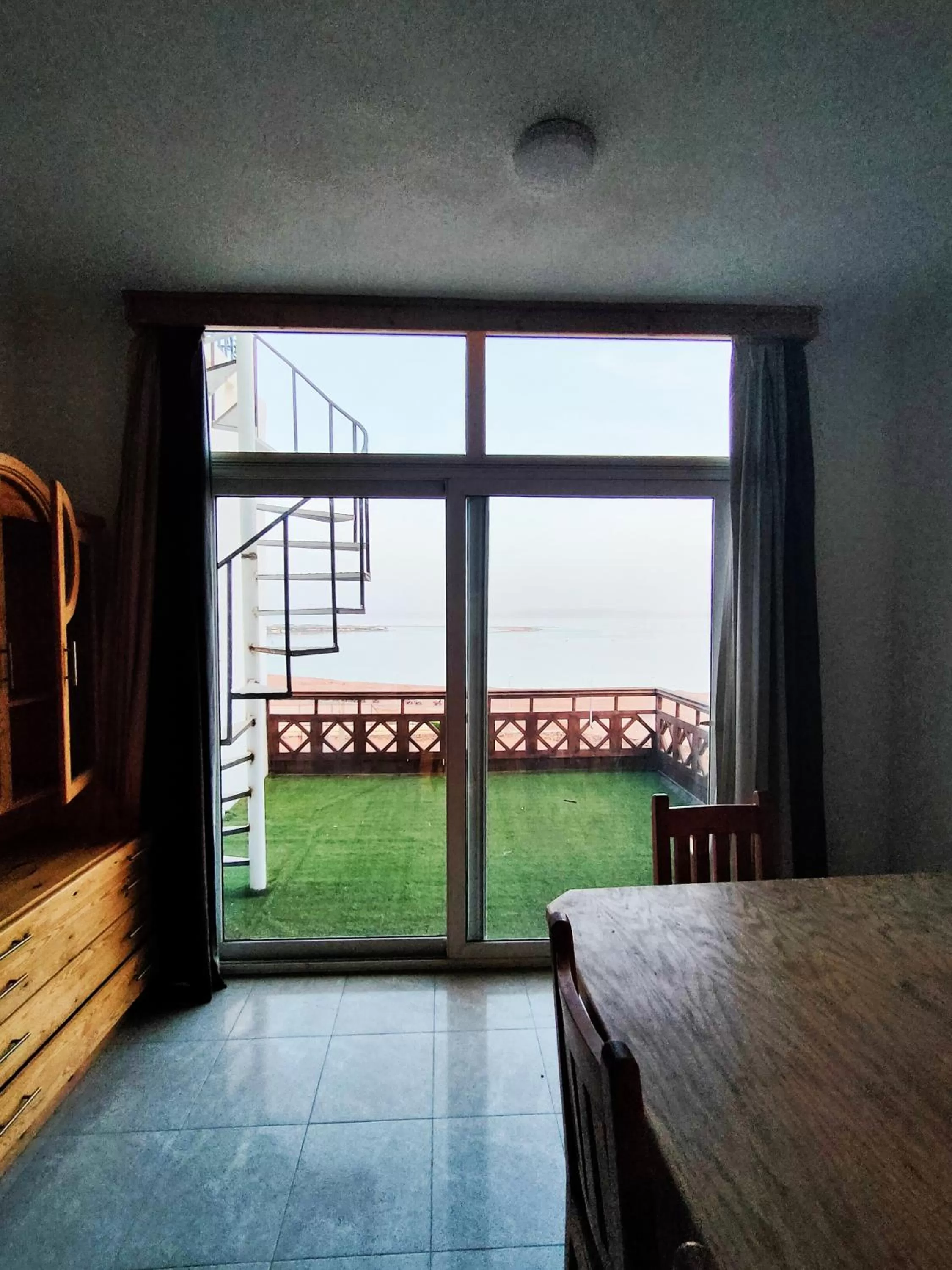 Seaview Panorama Boatel