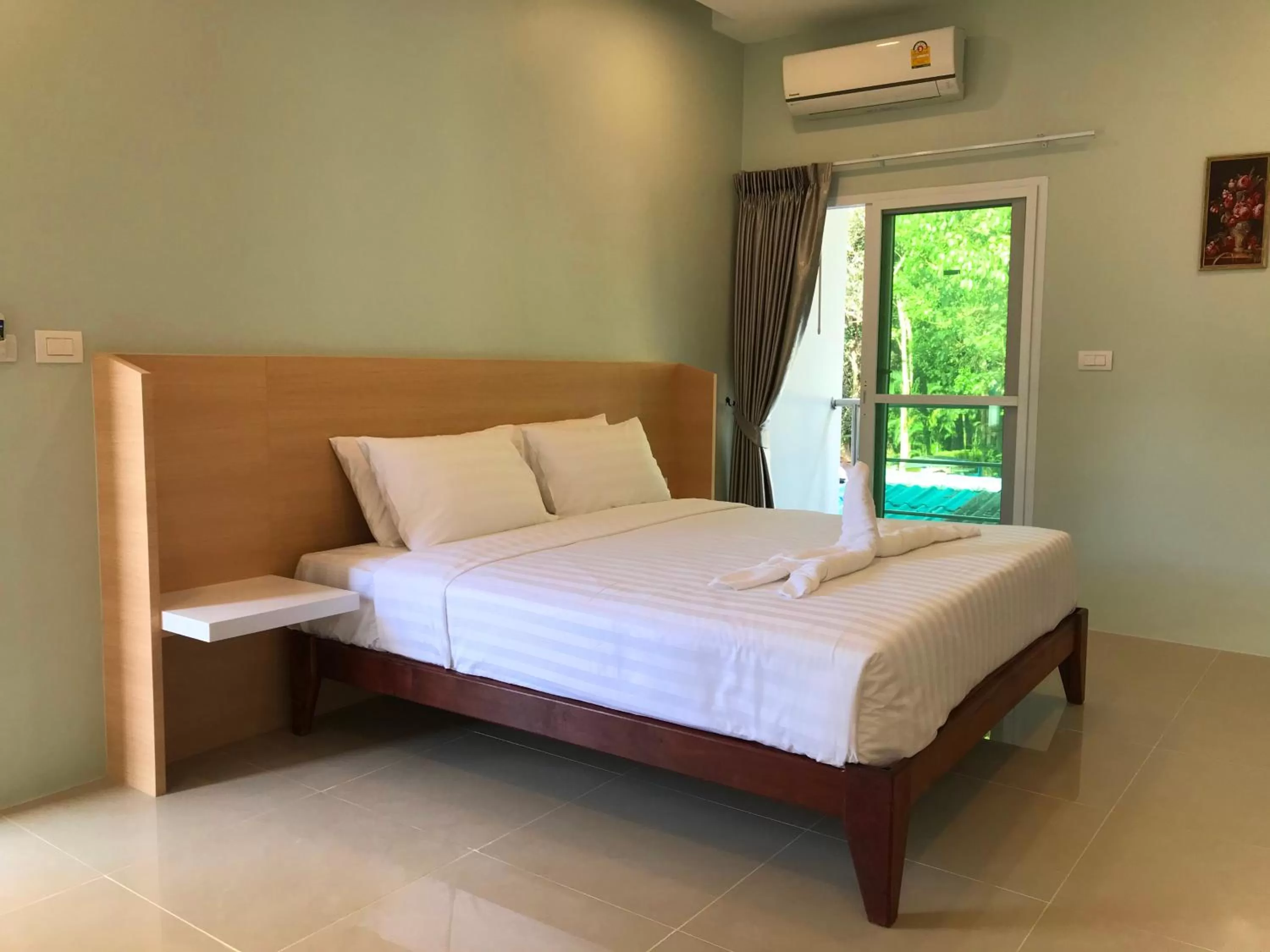 Bedroom, Bed in Sea-Sun Bungalow & Resort