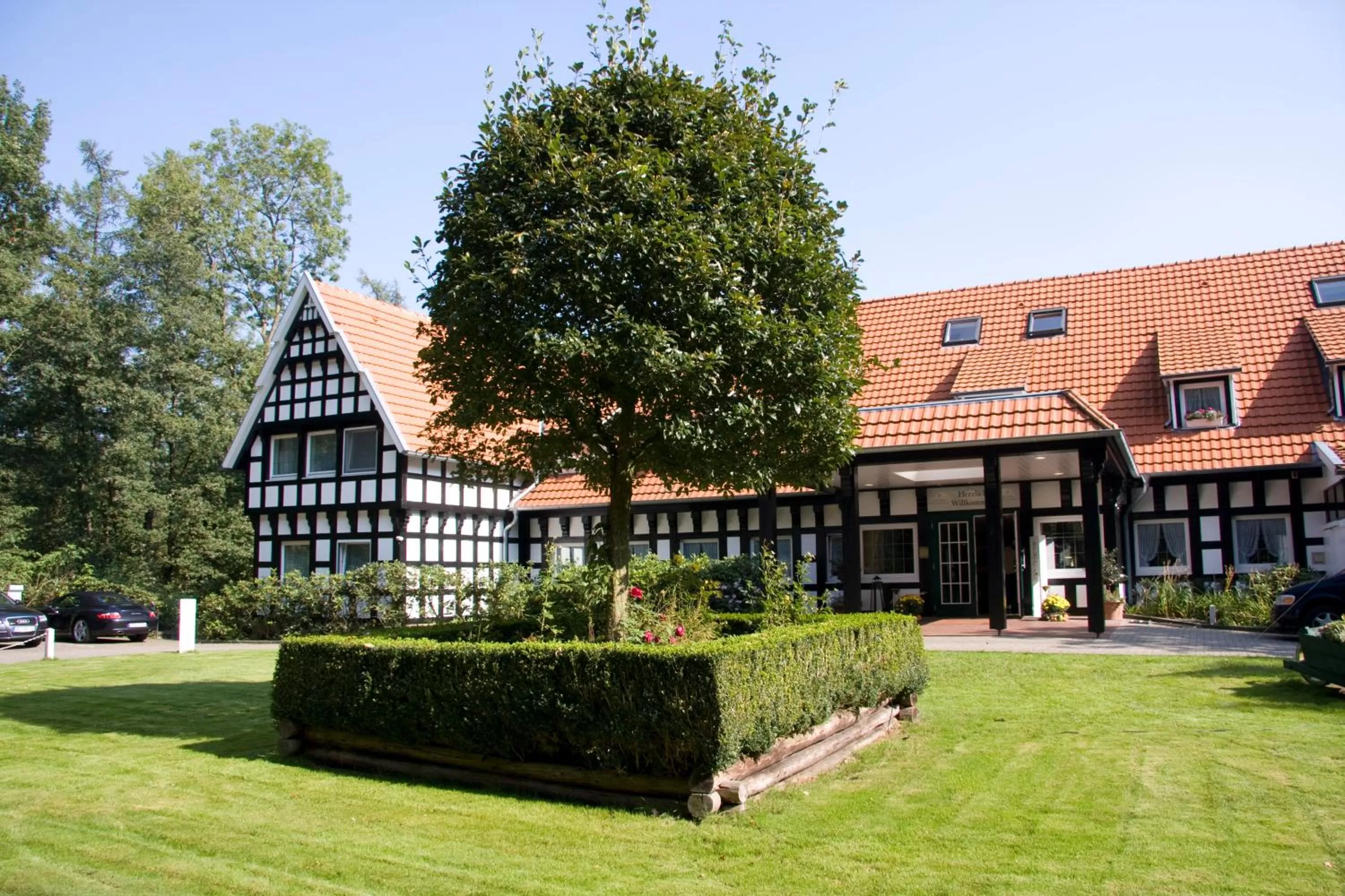 Facade/entrance in VILA VITA Burghotel Dinklage