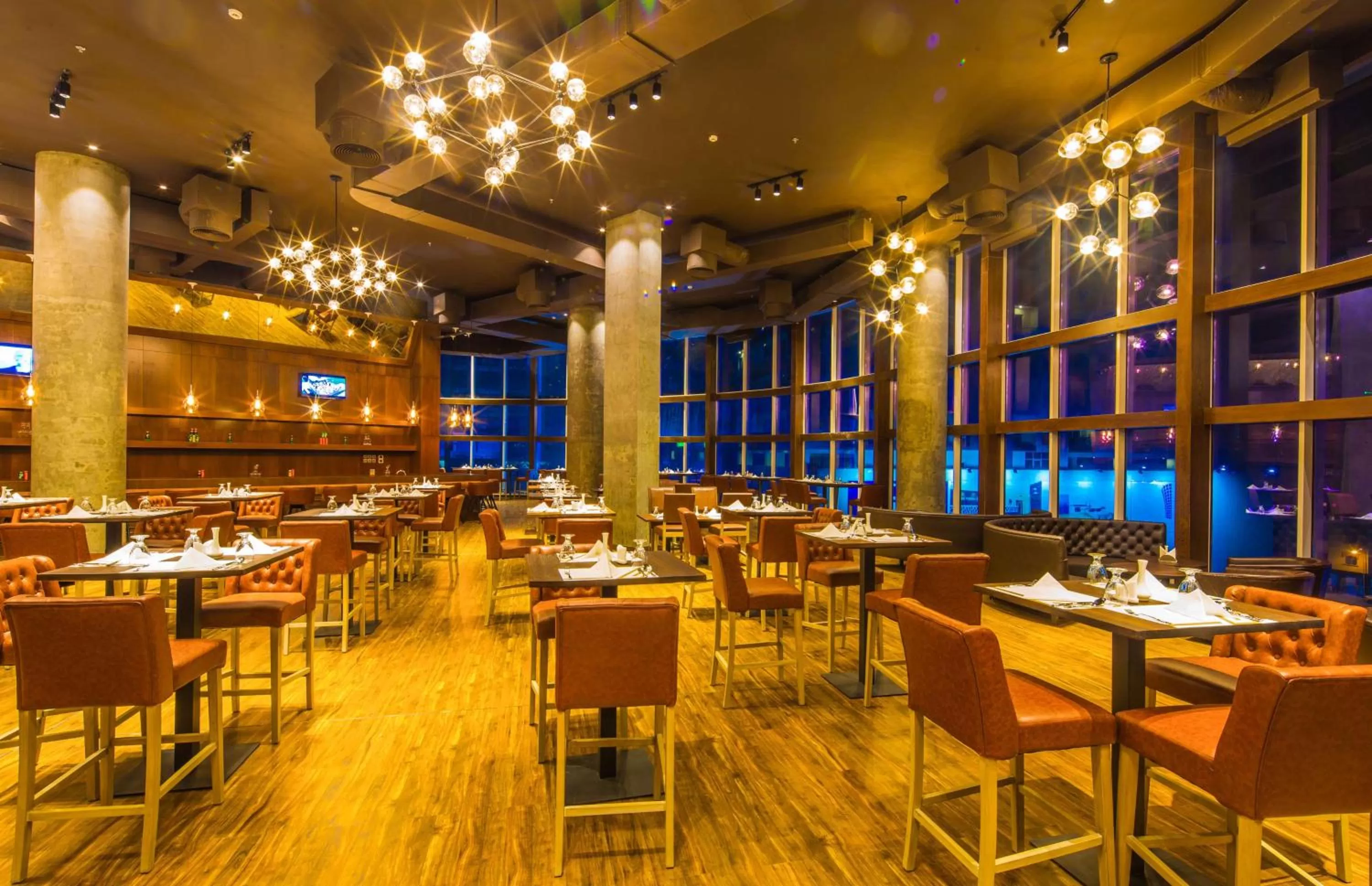 Lounge or bar in Arch Hotel