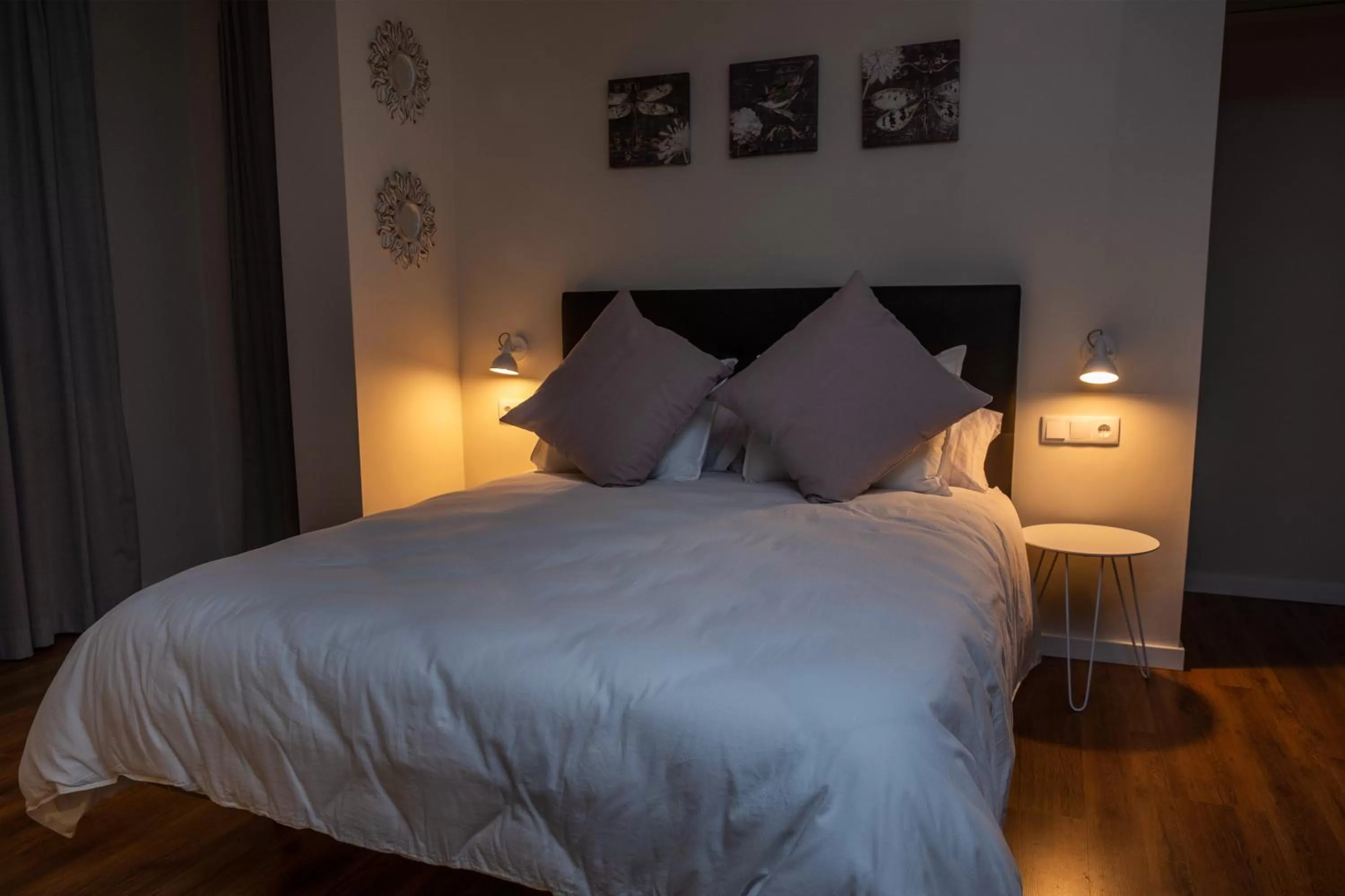 Bed in Hotel Bienvenidos Rooms Xàtiva