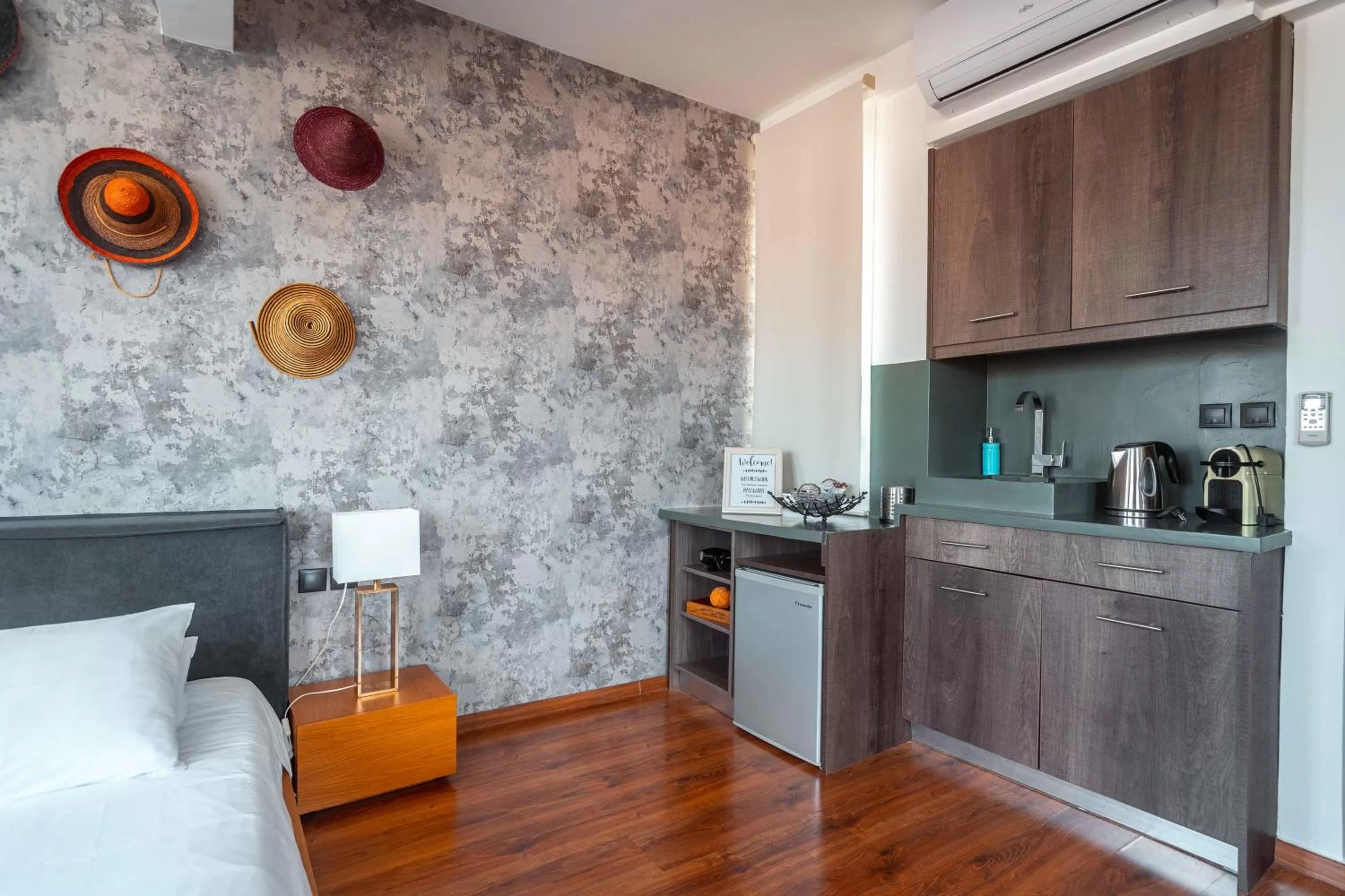 Coffee/tea facilities in The Athens Version Luxury Suites