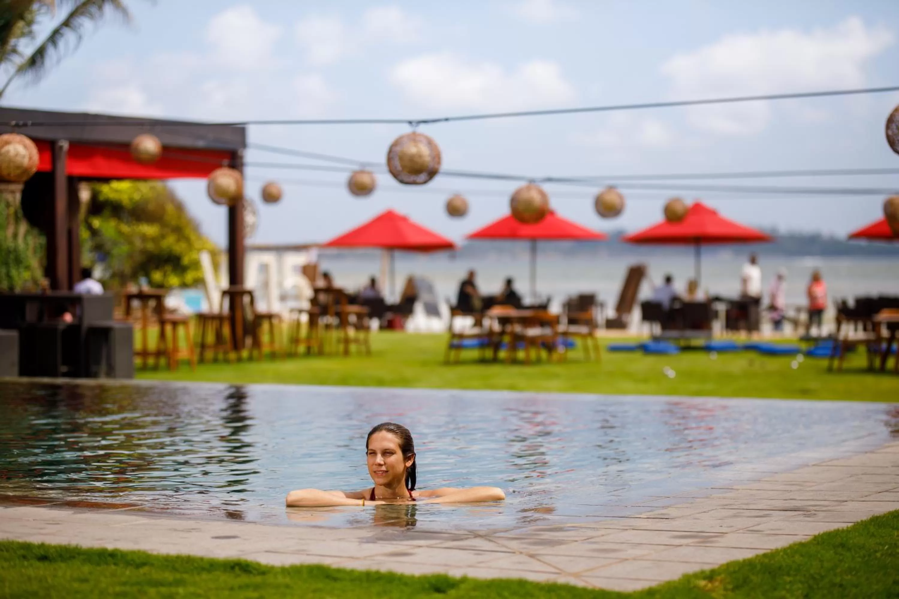 People in W15 Weligama