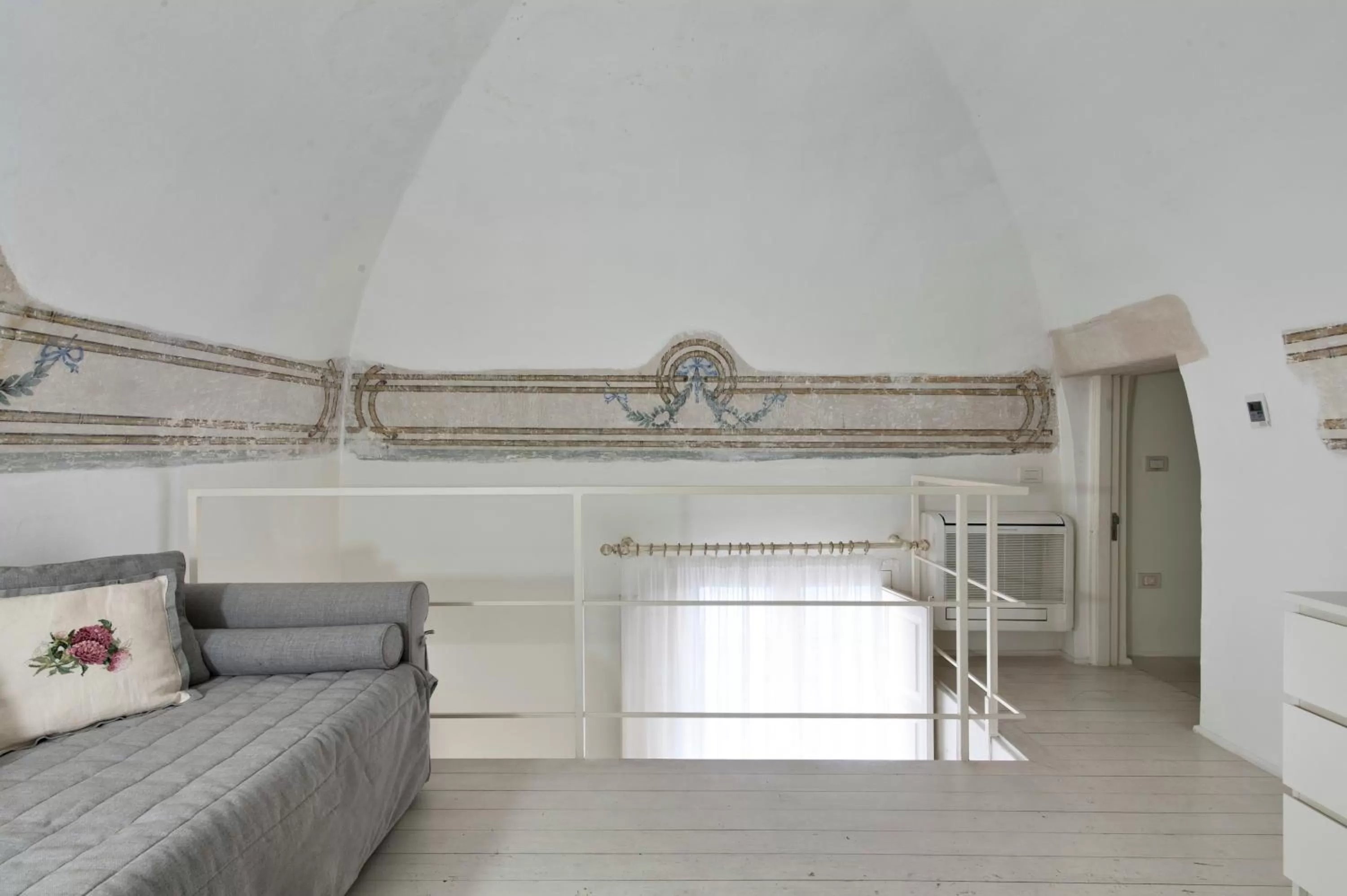 Living room, Bed in Casa di Lo Suites