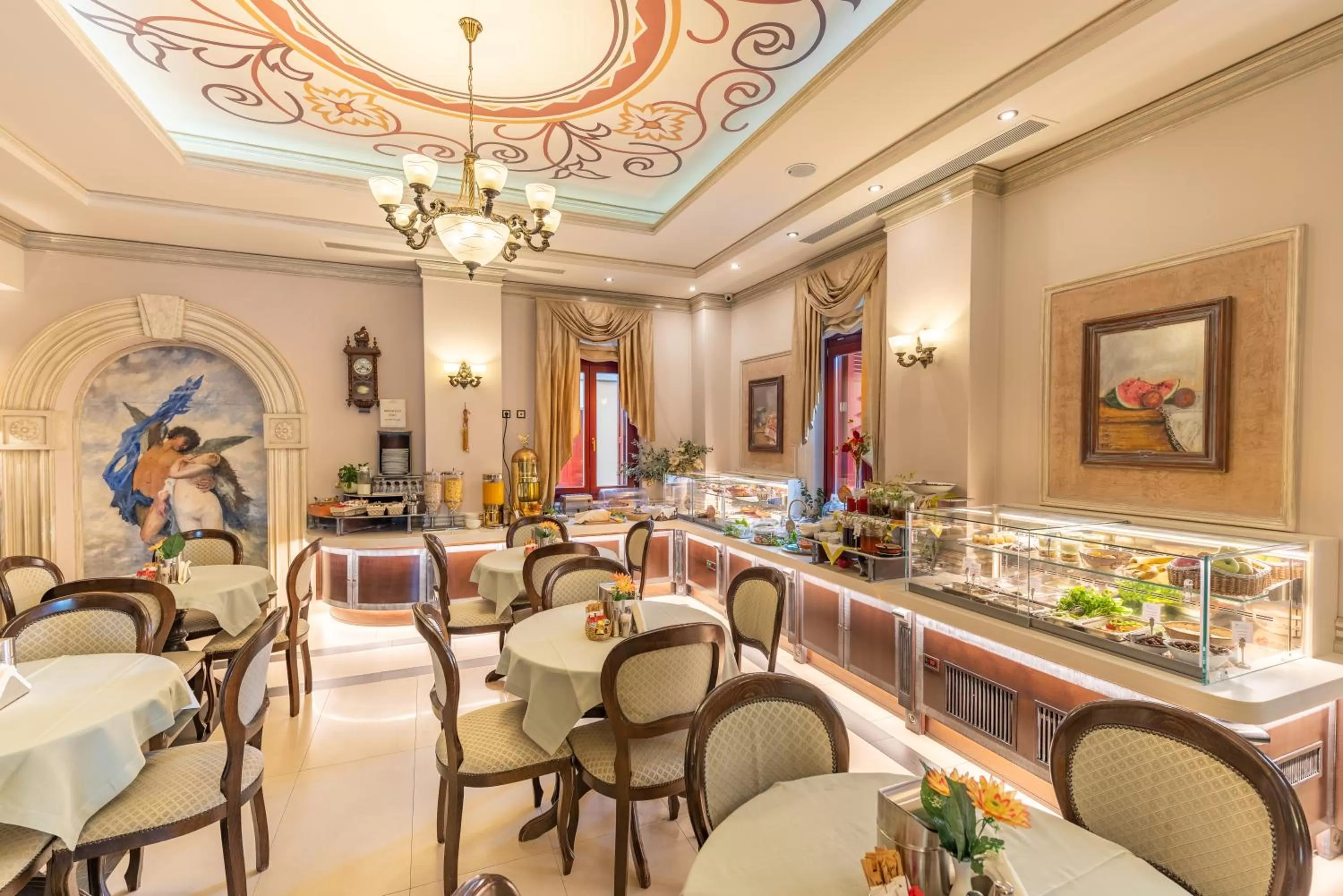 Restaurant/places to eat in Theofilos Paradise Boutique Hotel