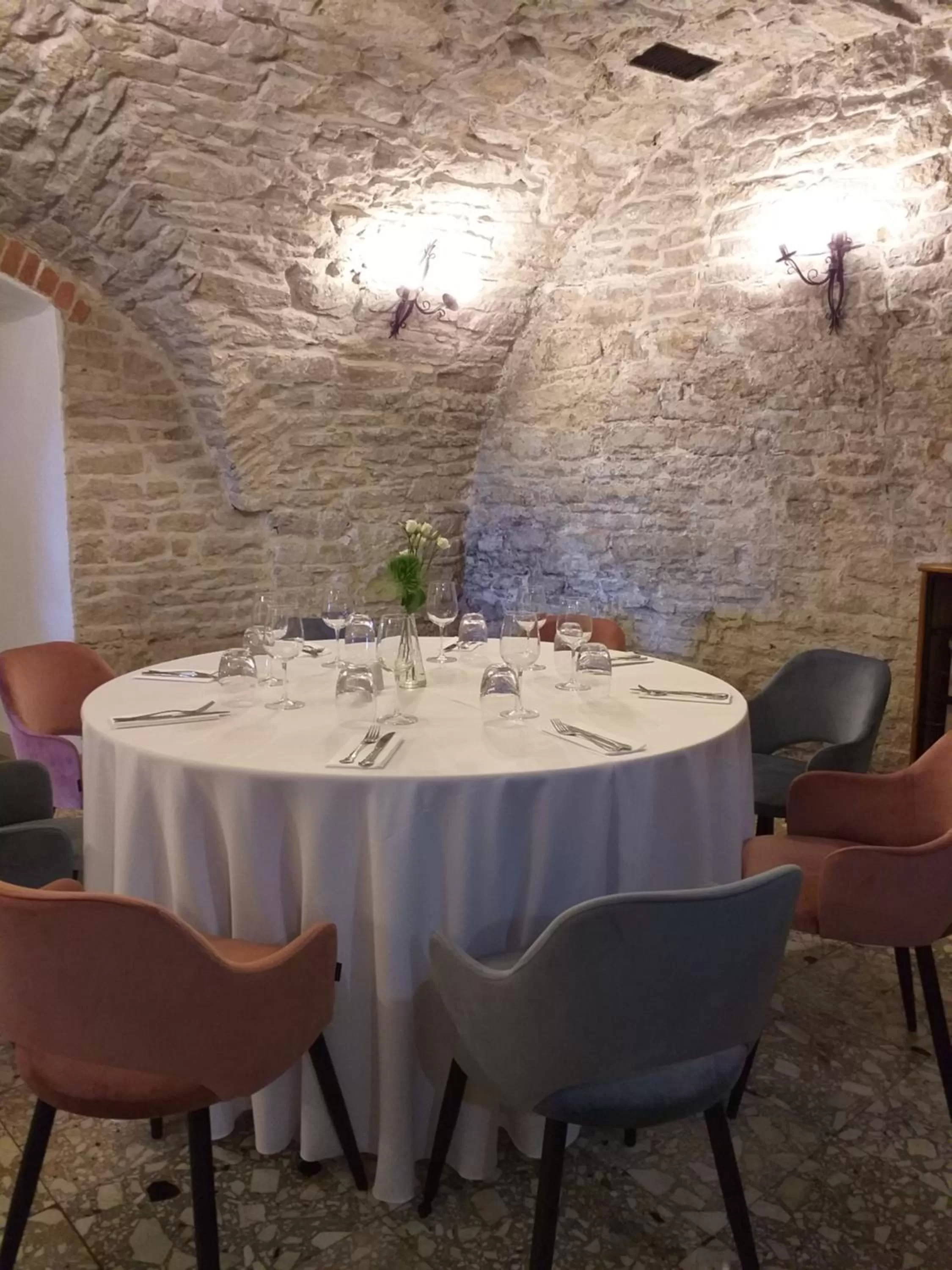 Restaurant/places to eat in Dwór Zbożenna