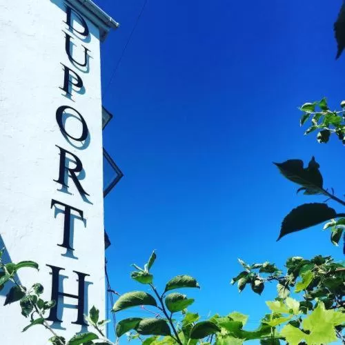 Deluxe Double Room with Sea View in Duporth Guest House