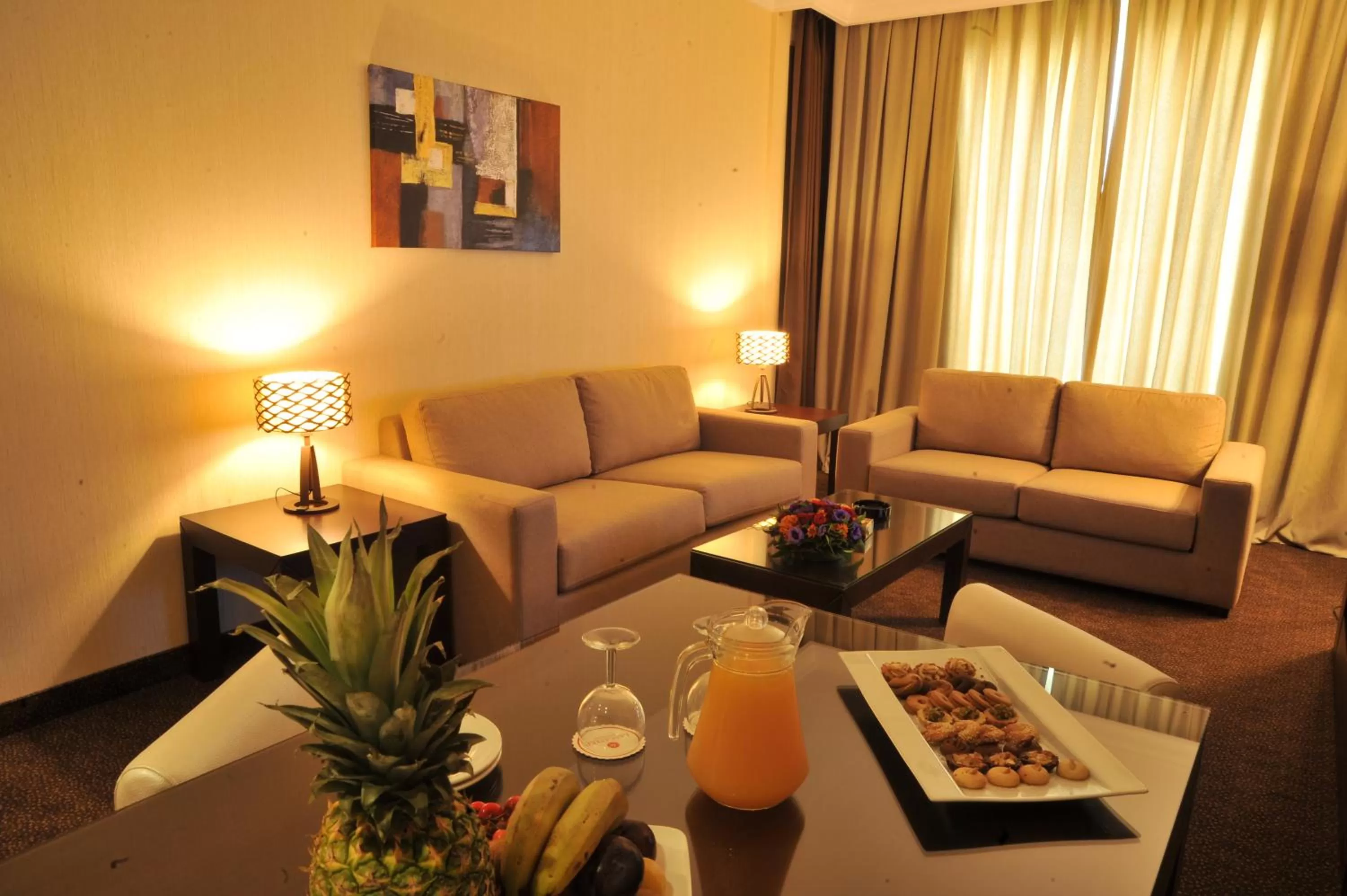 Living room in Lancaster Raouche Hotel