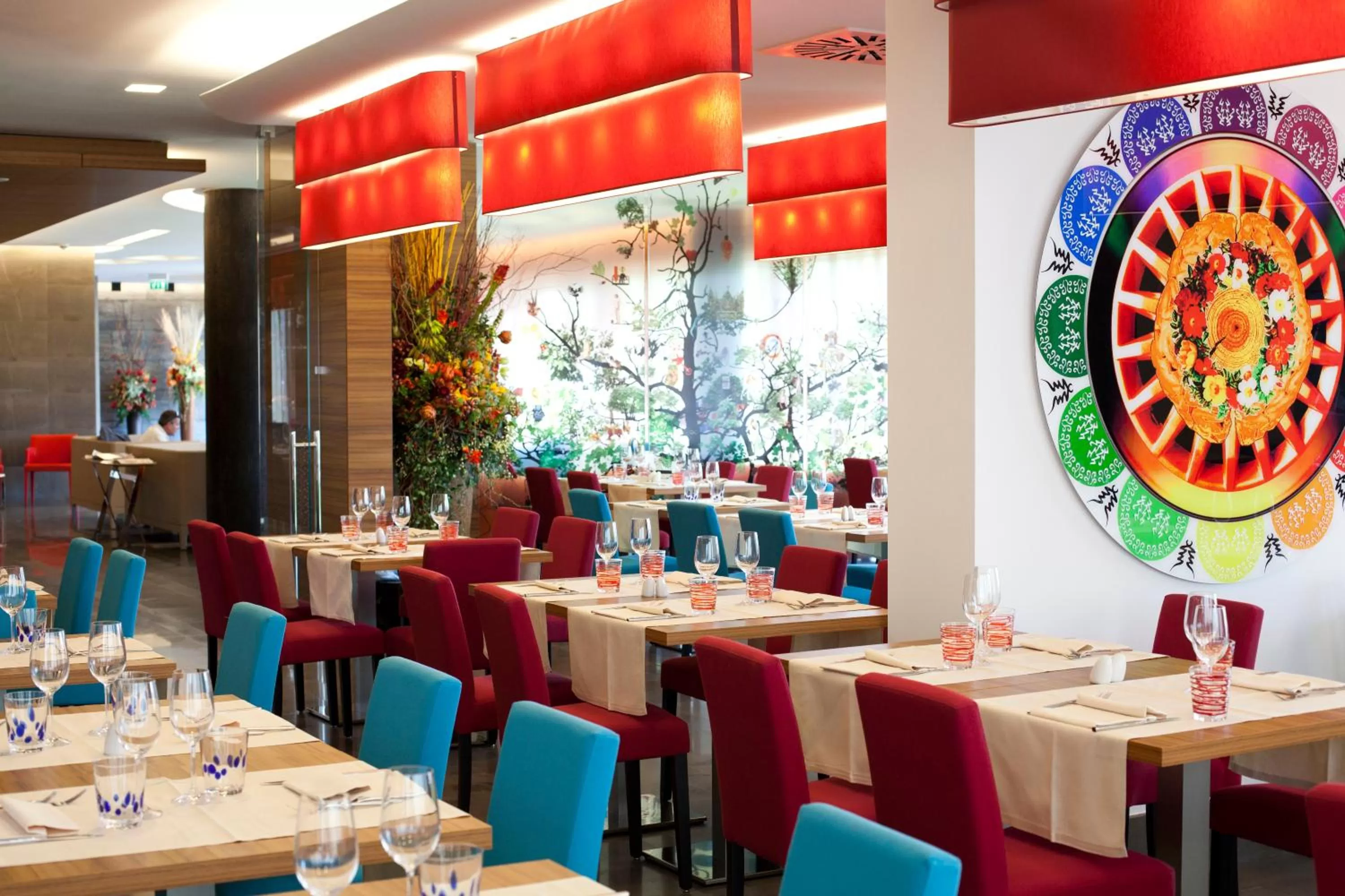 Restaurant/places to eat in Crowne Plaza Verona Fiera by IHG