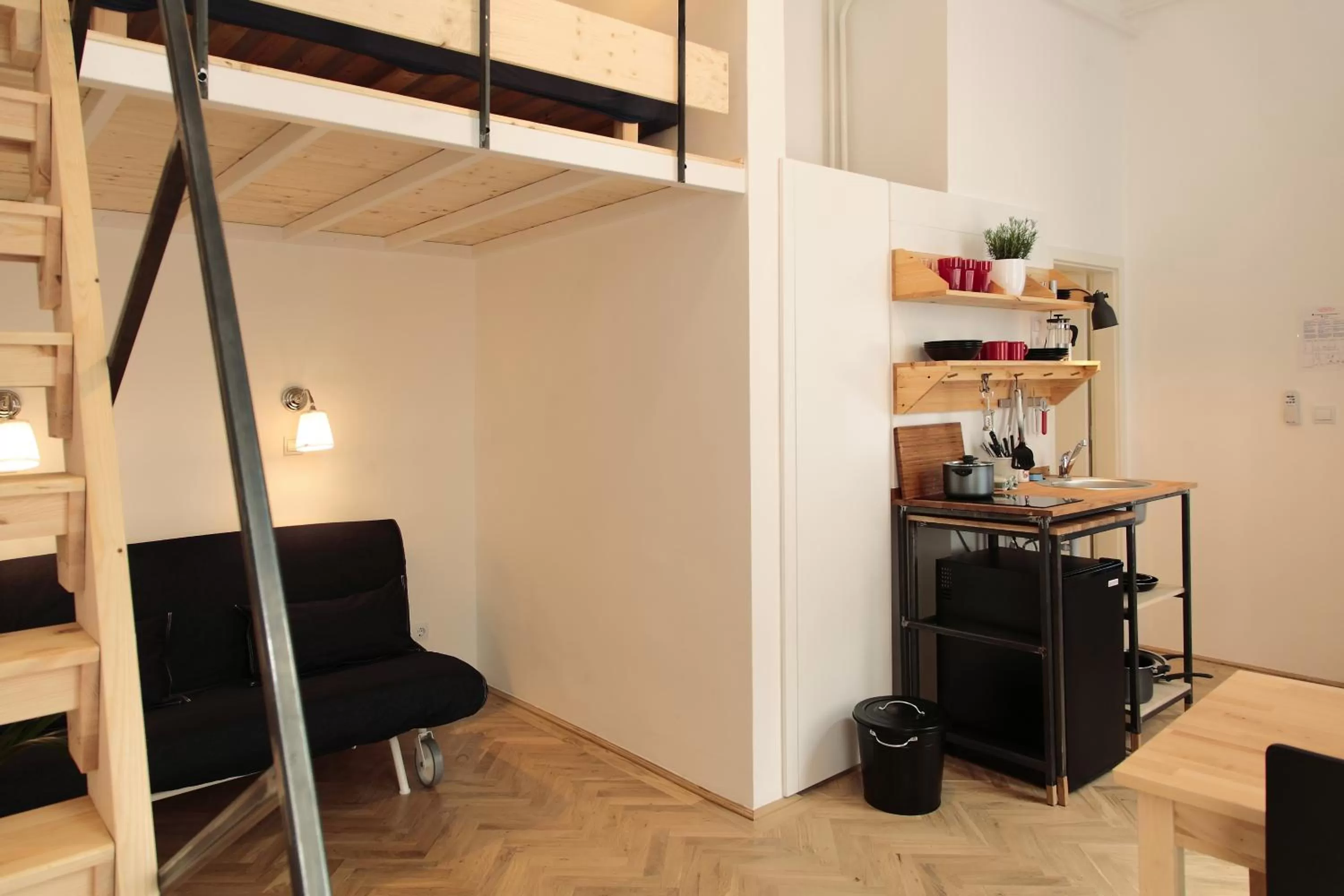 Coffee/tea facilities in Maverick Apartments