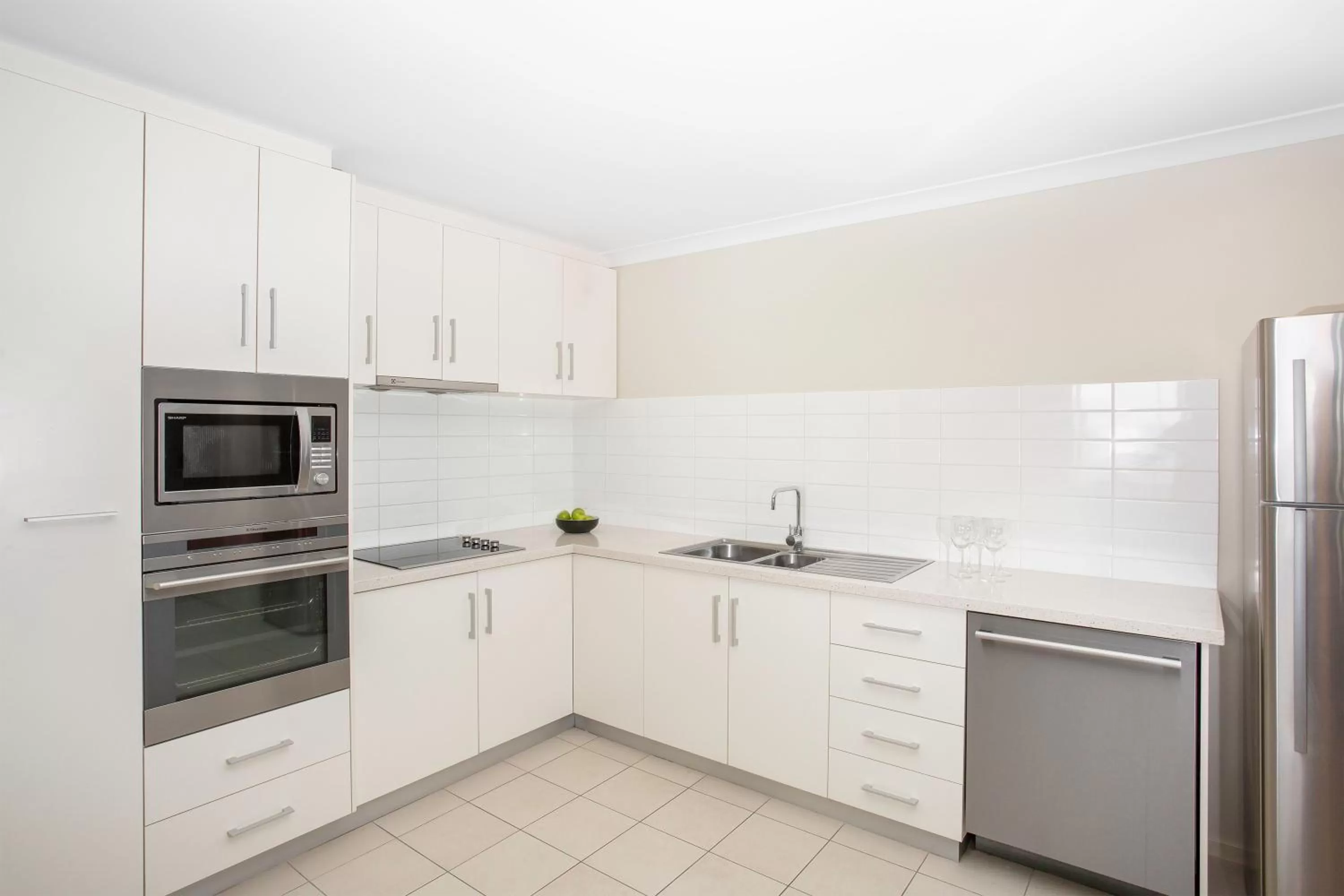Kitchen or kitchenette in Mantra Geraldton