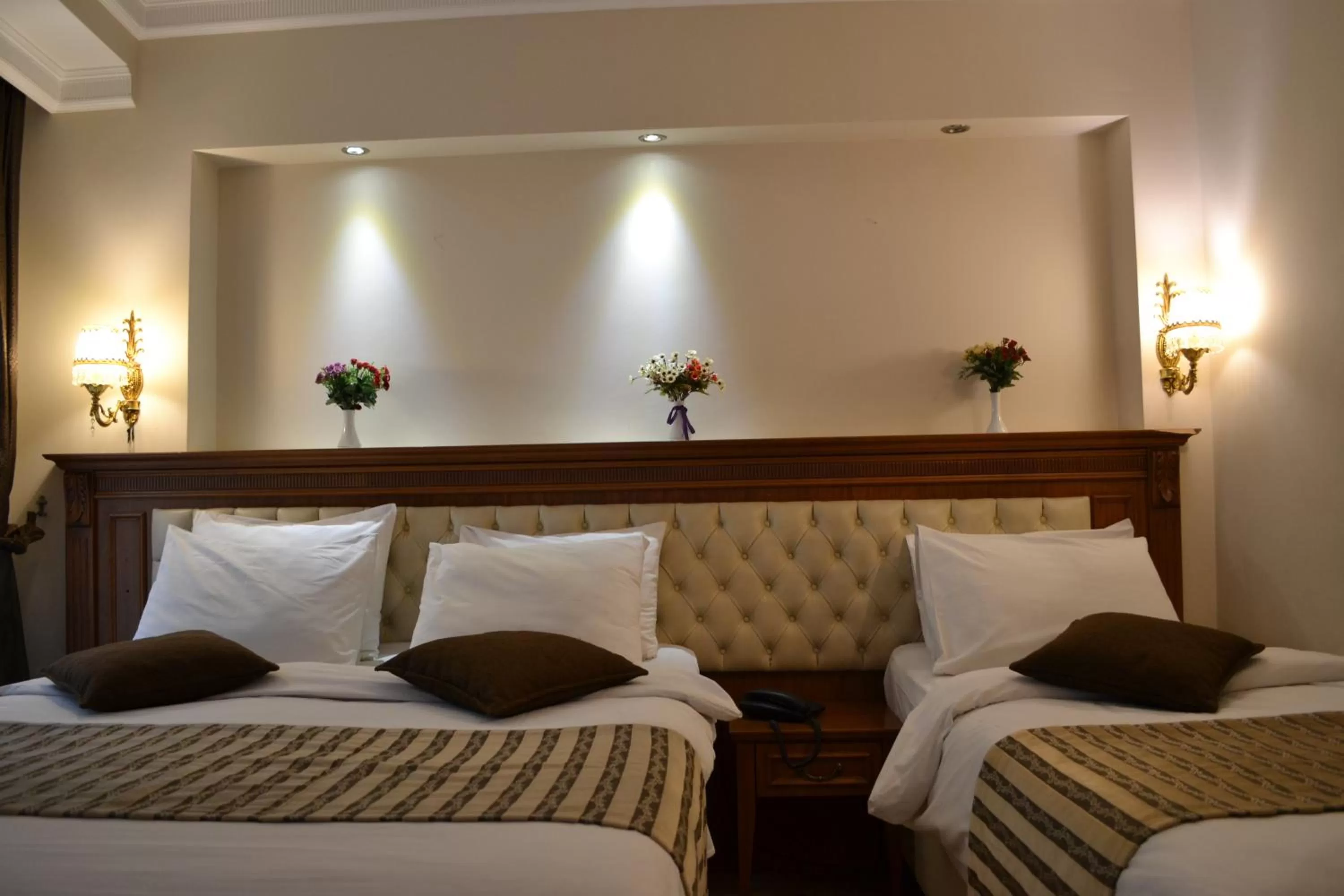 Bed in Seven Days Hotel - İstanbul