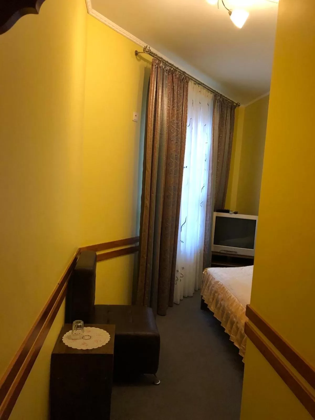 TV/Entertainment Center in Maestro