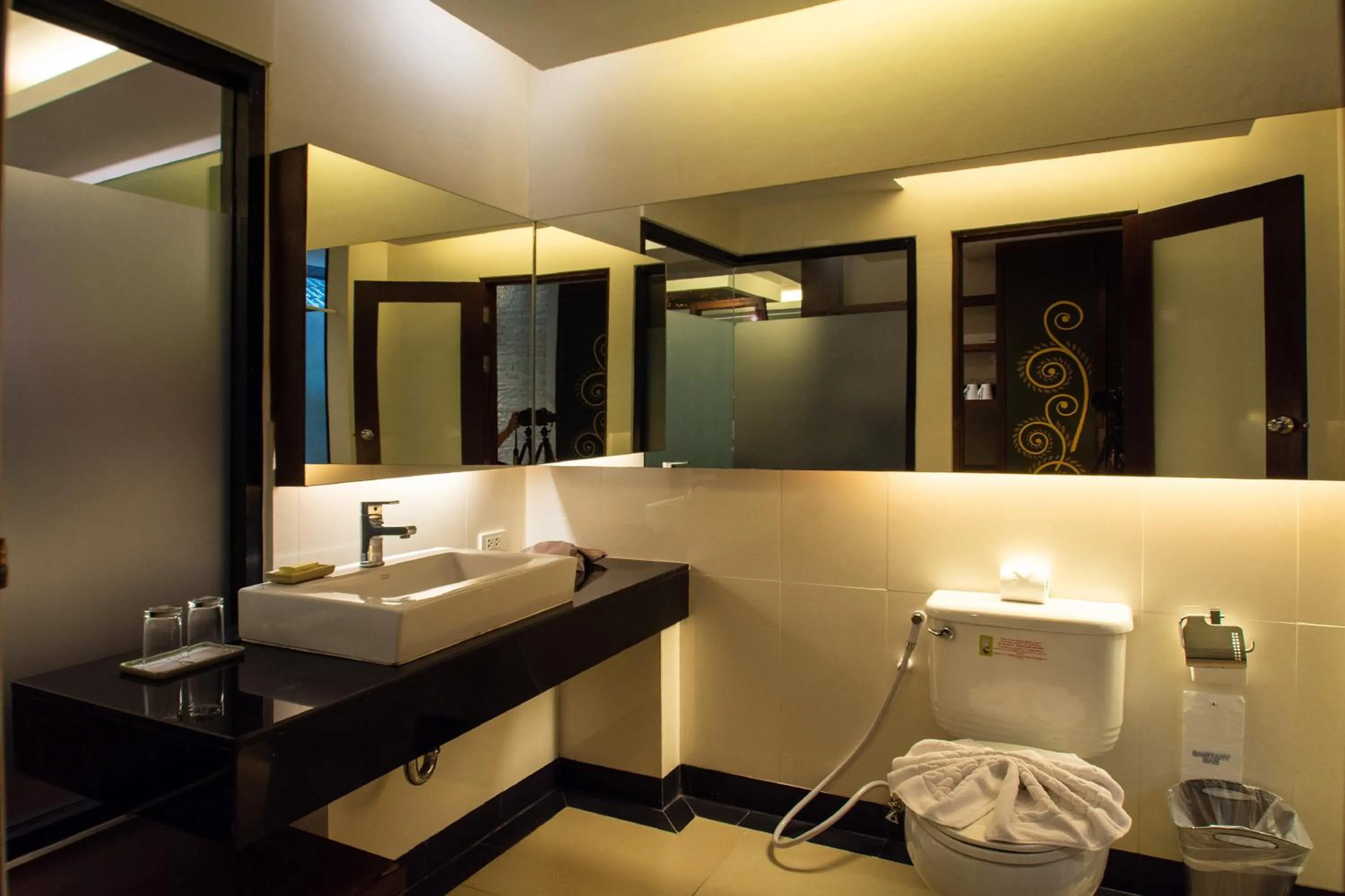Bathroom in Peach Hill Resort - SHA Extra Plus