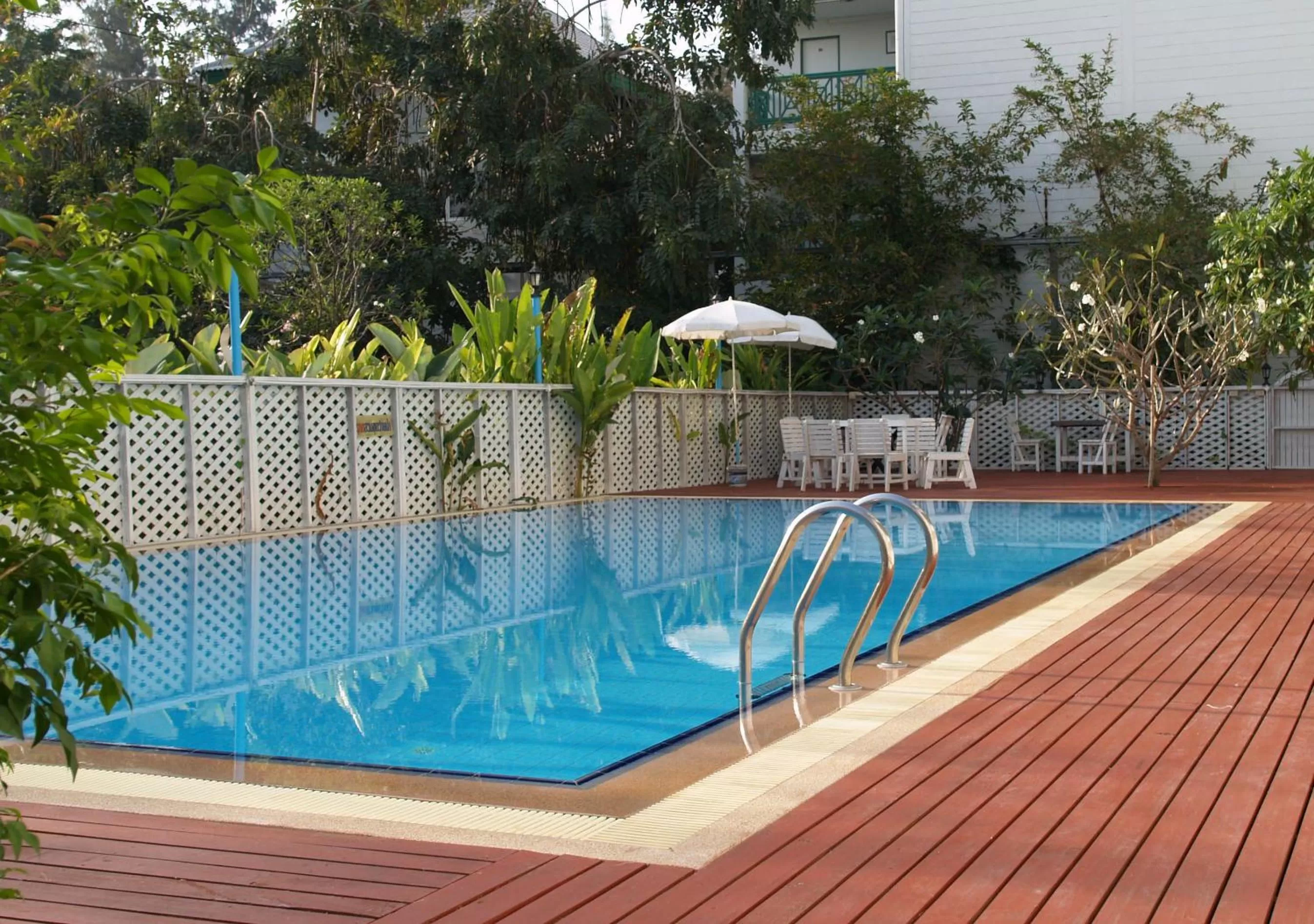 Swimming pool in Makmai Villa - Rayong