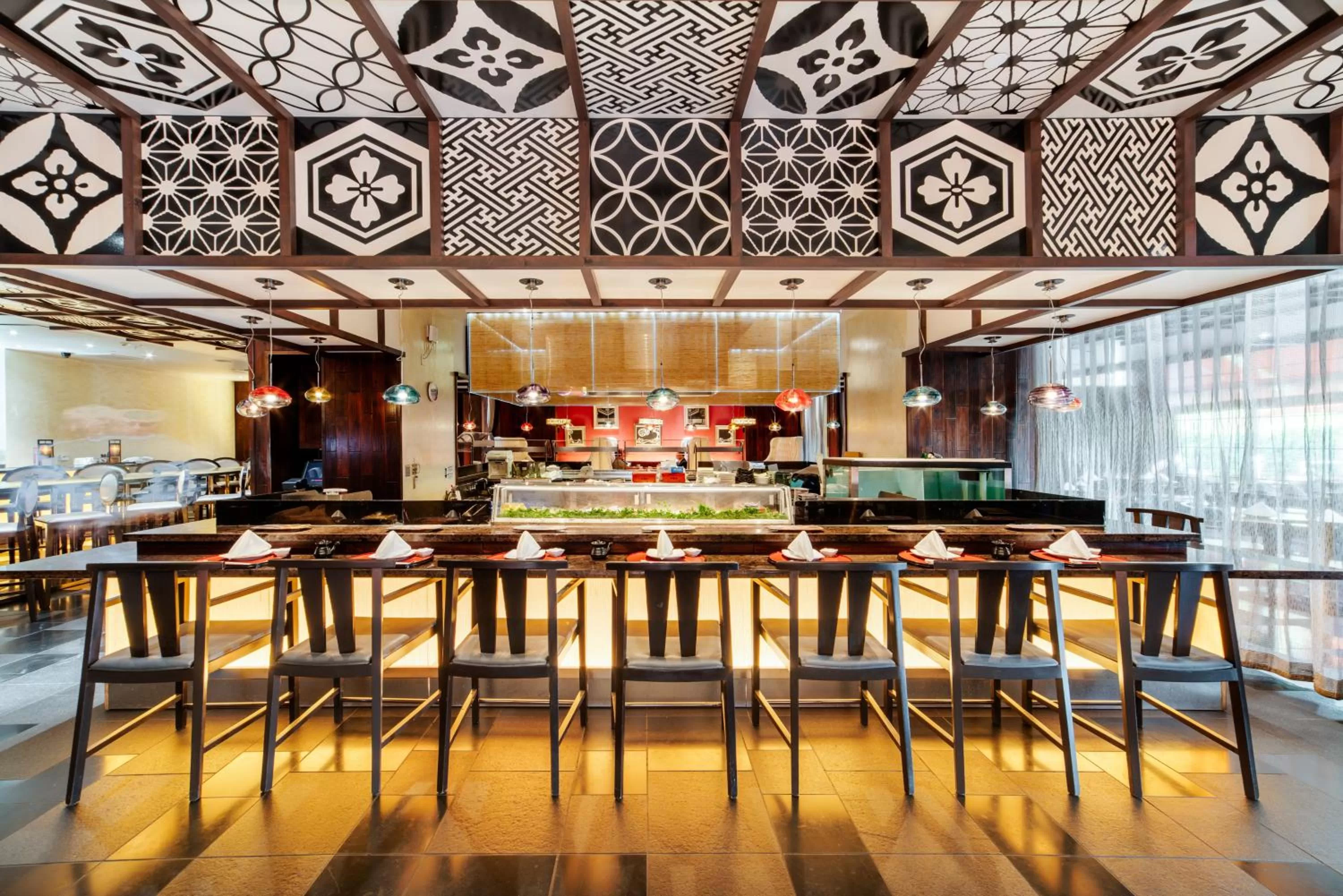 Restaurant/places to eat in Miyako Hybrid Hotel Torrance