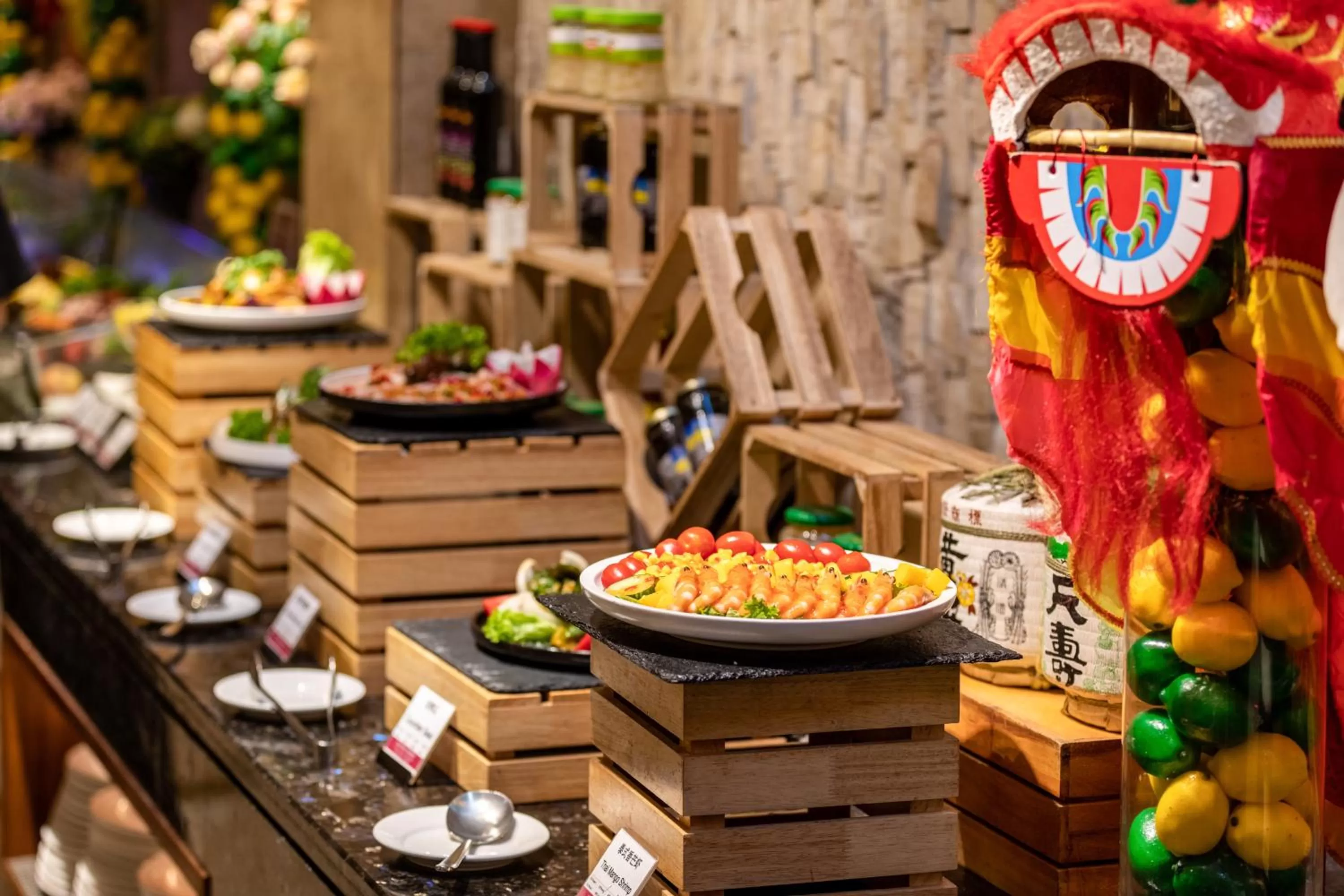 Restaurant/places to eat in Crowne Plaza Foshan by IHG