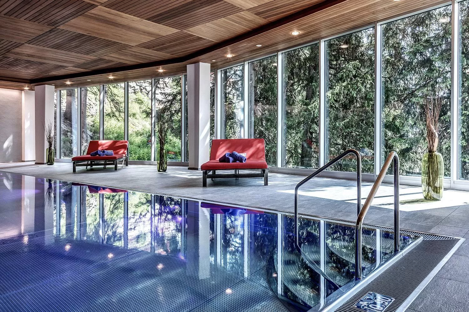 Swimming pool in Blatter's Arosa Hotel & Bella Vista SPA