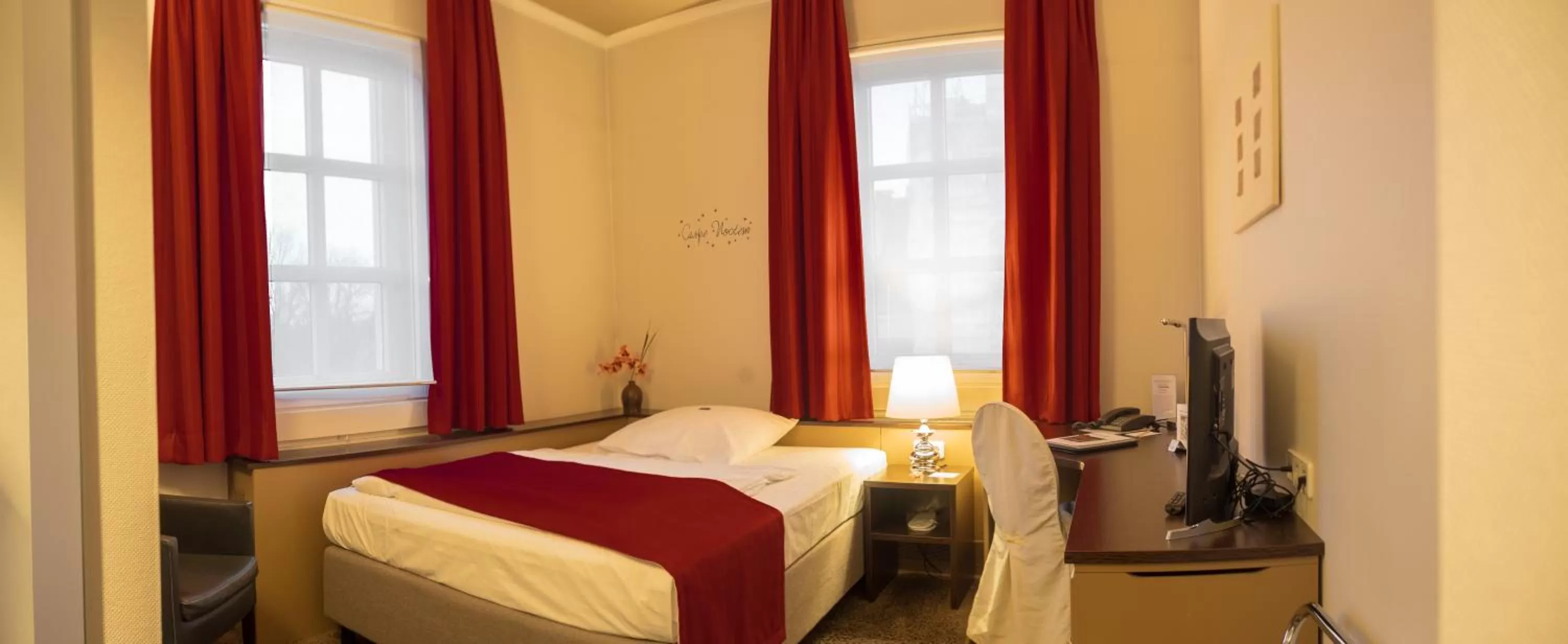 Bed in Hotel Lippischer Hof