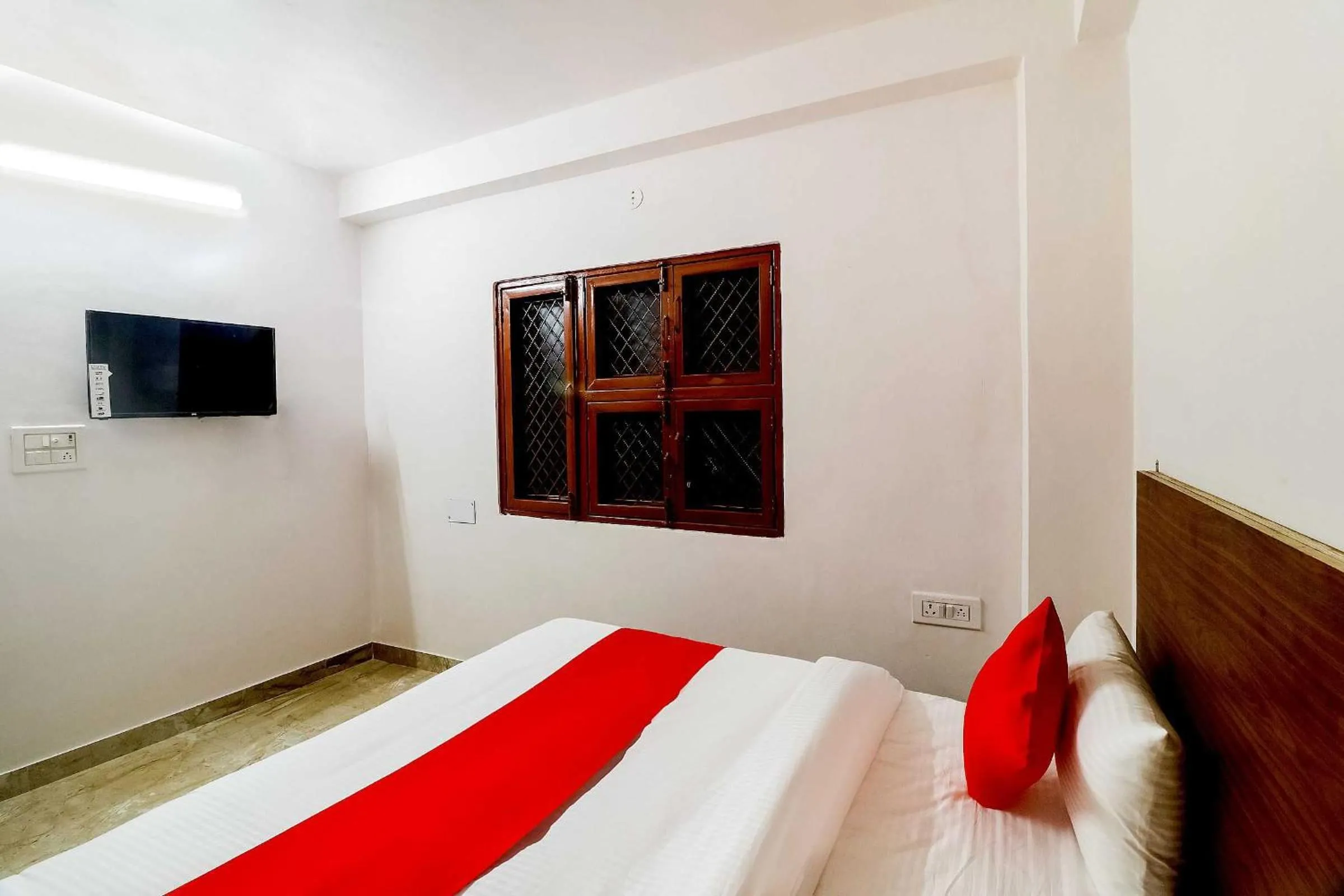 Bedroom in Hotel O Lovely Inn Near Akshardham